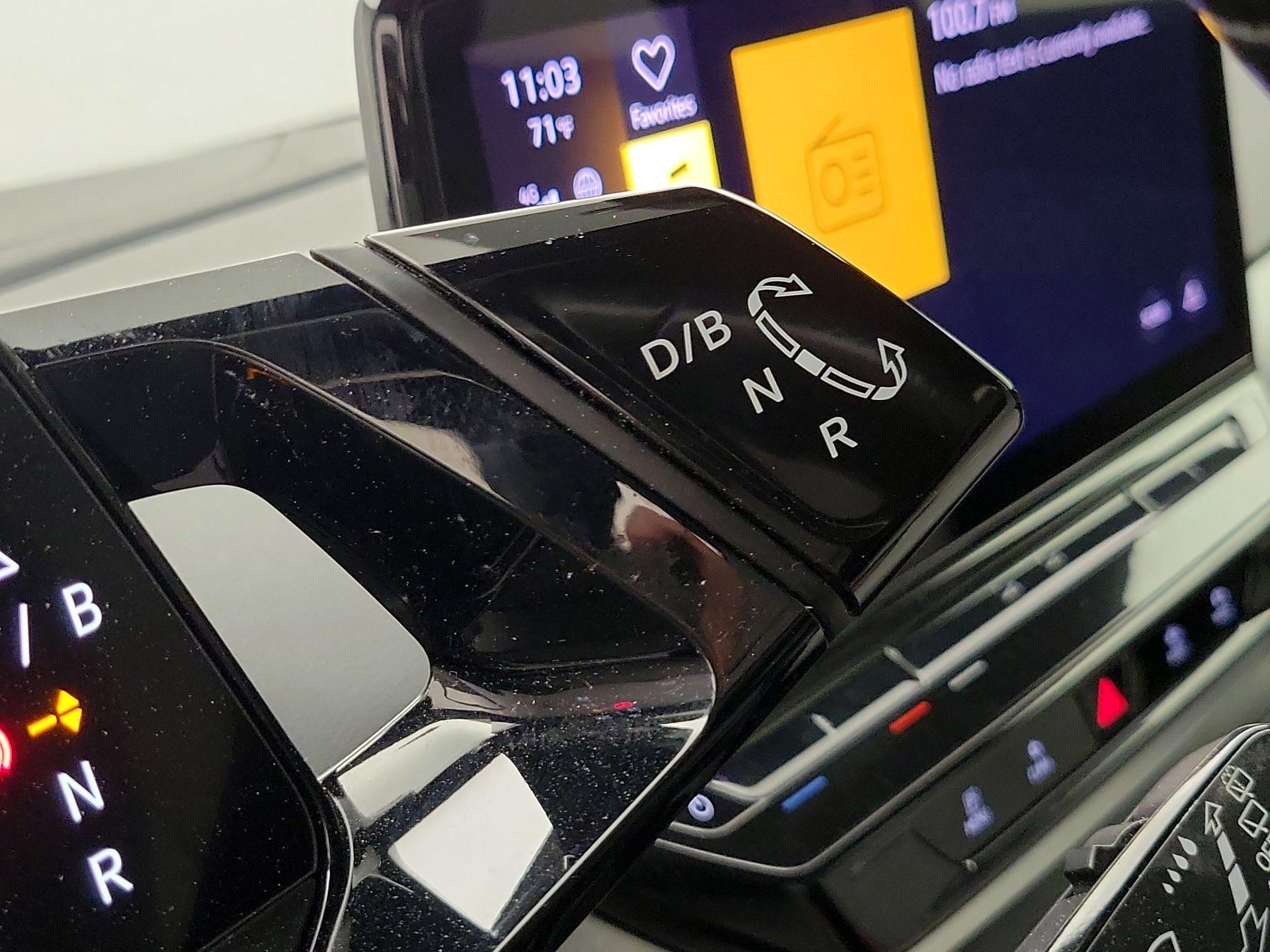 Thumbnail: 2021 Volkswagen ID.4 - 17