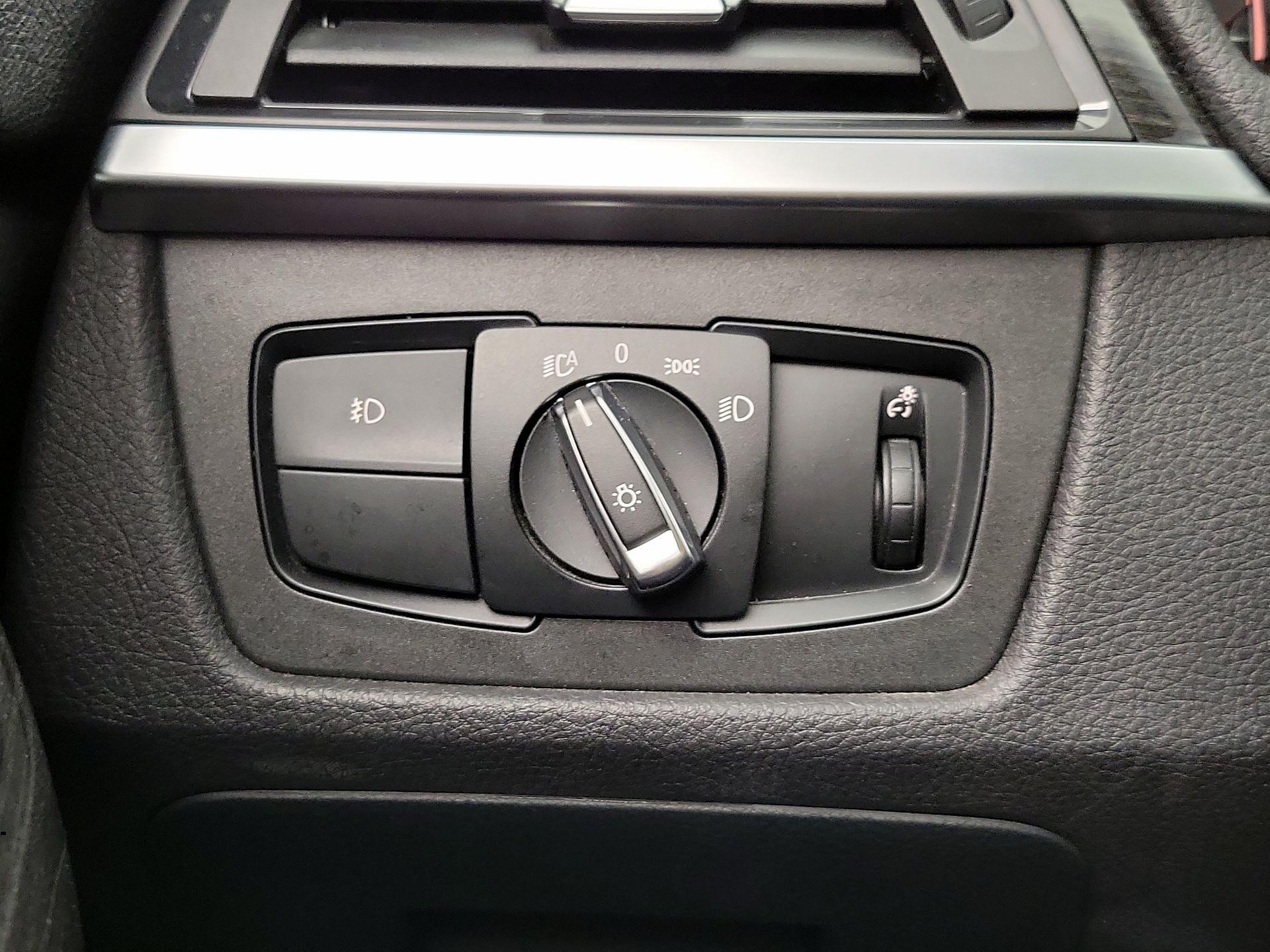 Thumbnail: 2017 BMW 4 Series - 13