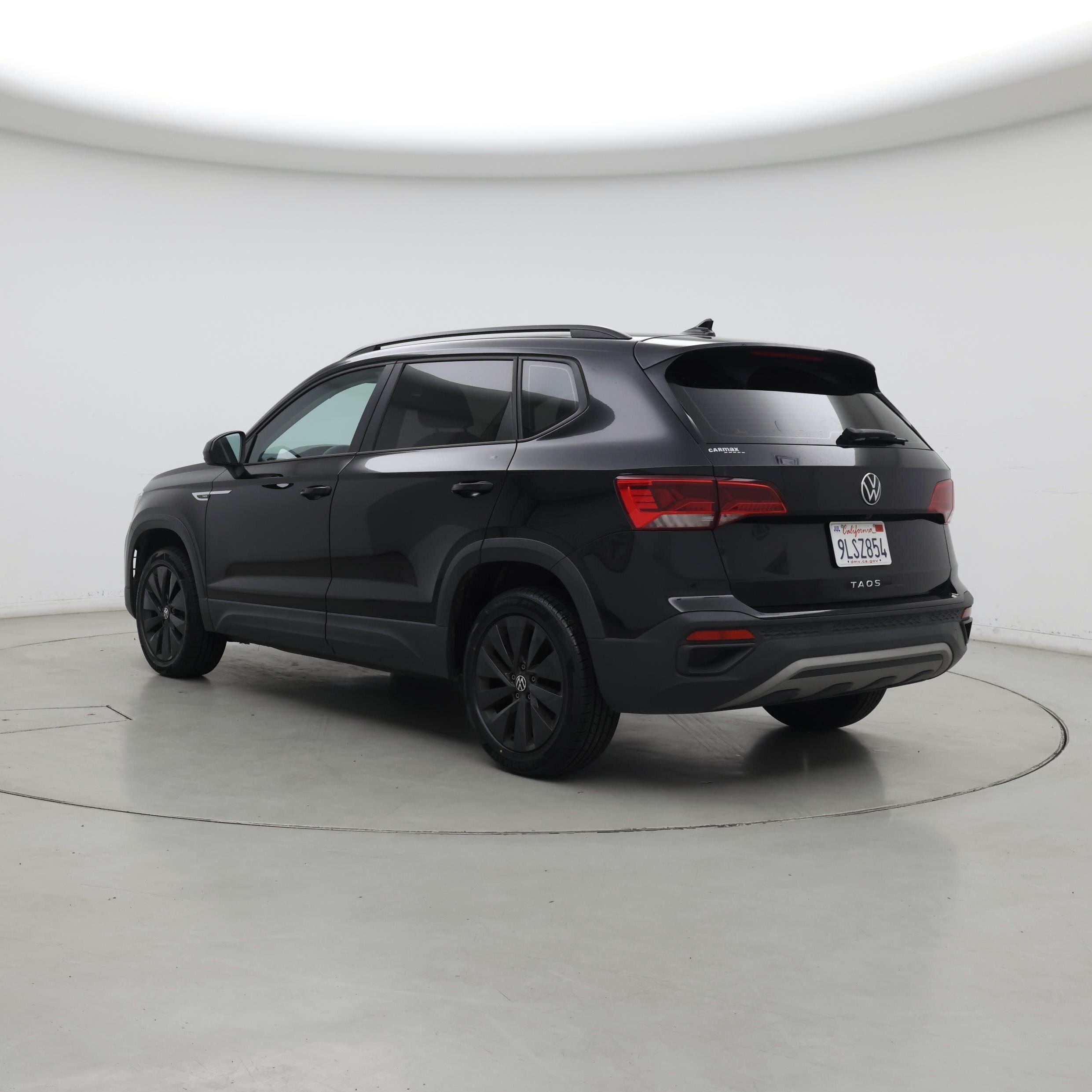 Thumbnail: 2022 Volkswagen Taos - 2