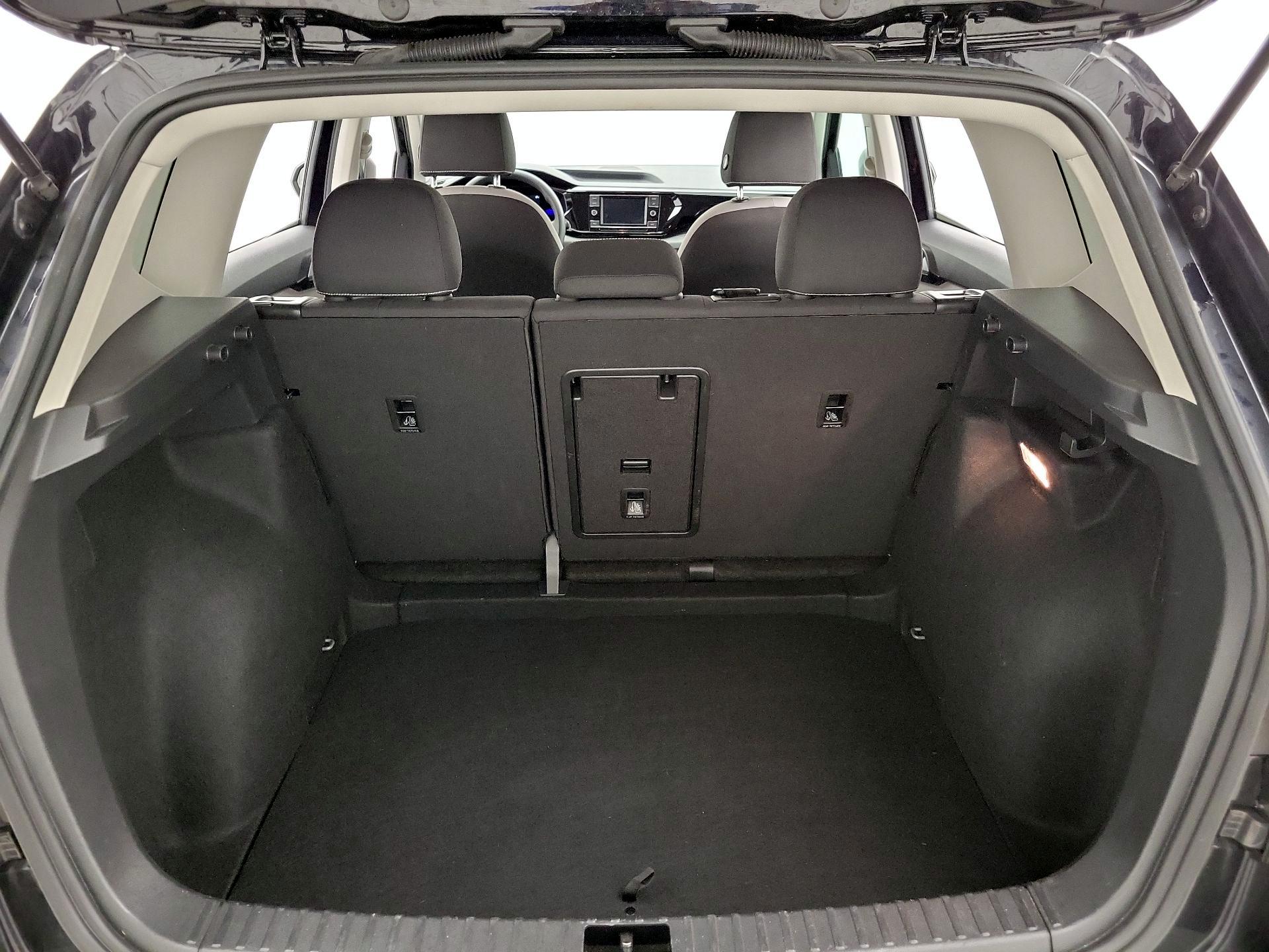 Thumbnail: 2022 Volkswagen Taos - 20