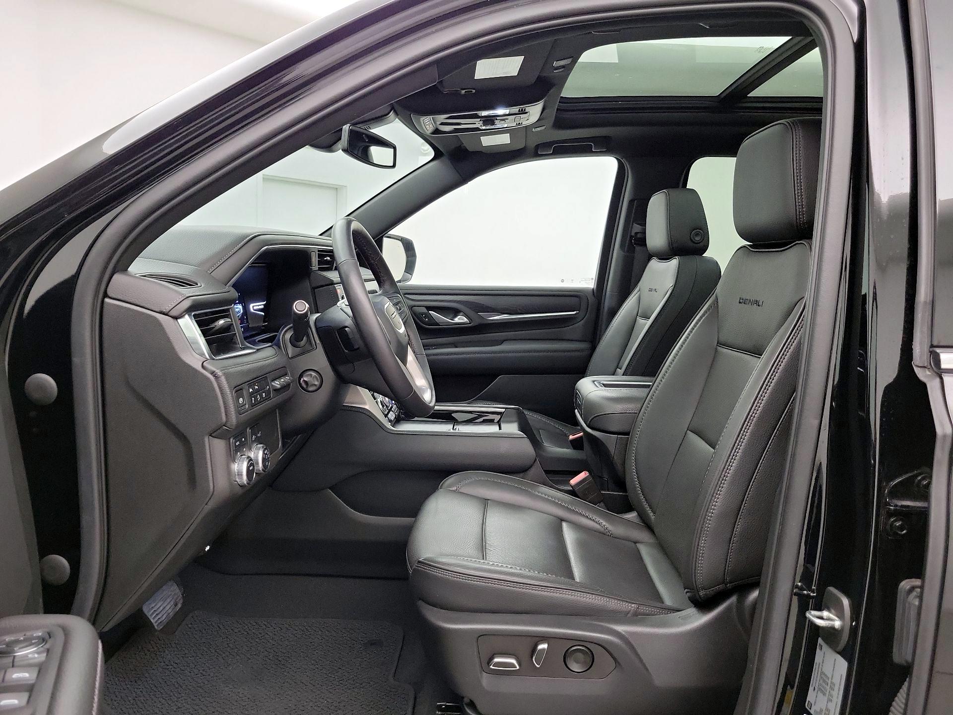 Thumbnail: 2022 GMC Yukon XL - 11