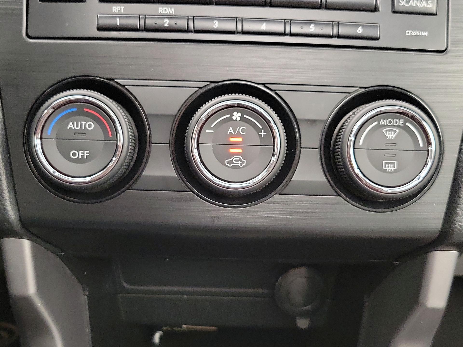 Thumbnail: 2015 Subaru Forester - 16