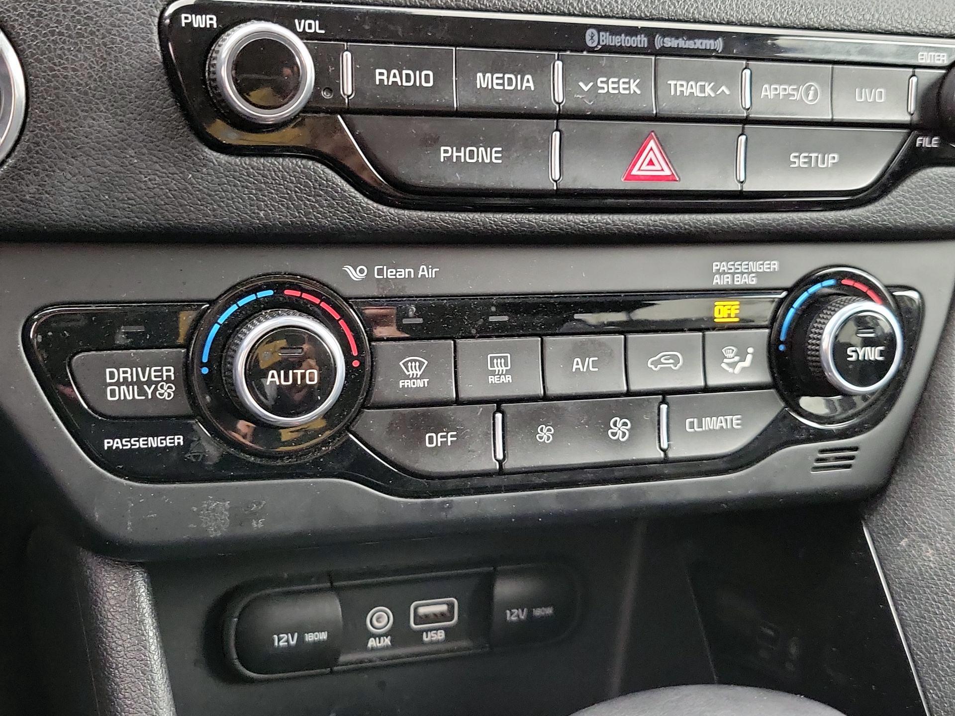 Thumbnail: 2018 Kia Niro - 17