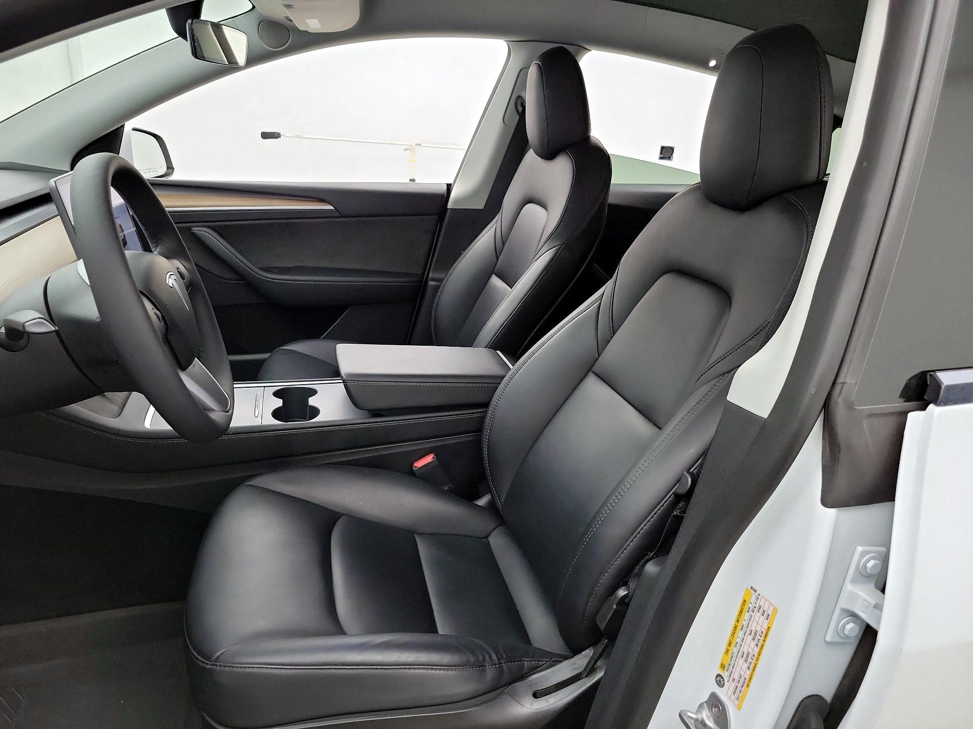 Thumbnail: 2023 Tesla Model Y - 11