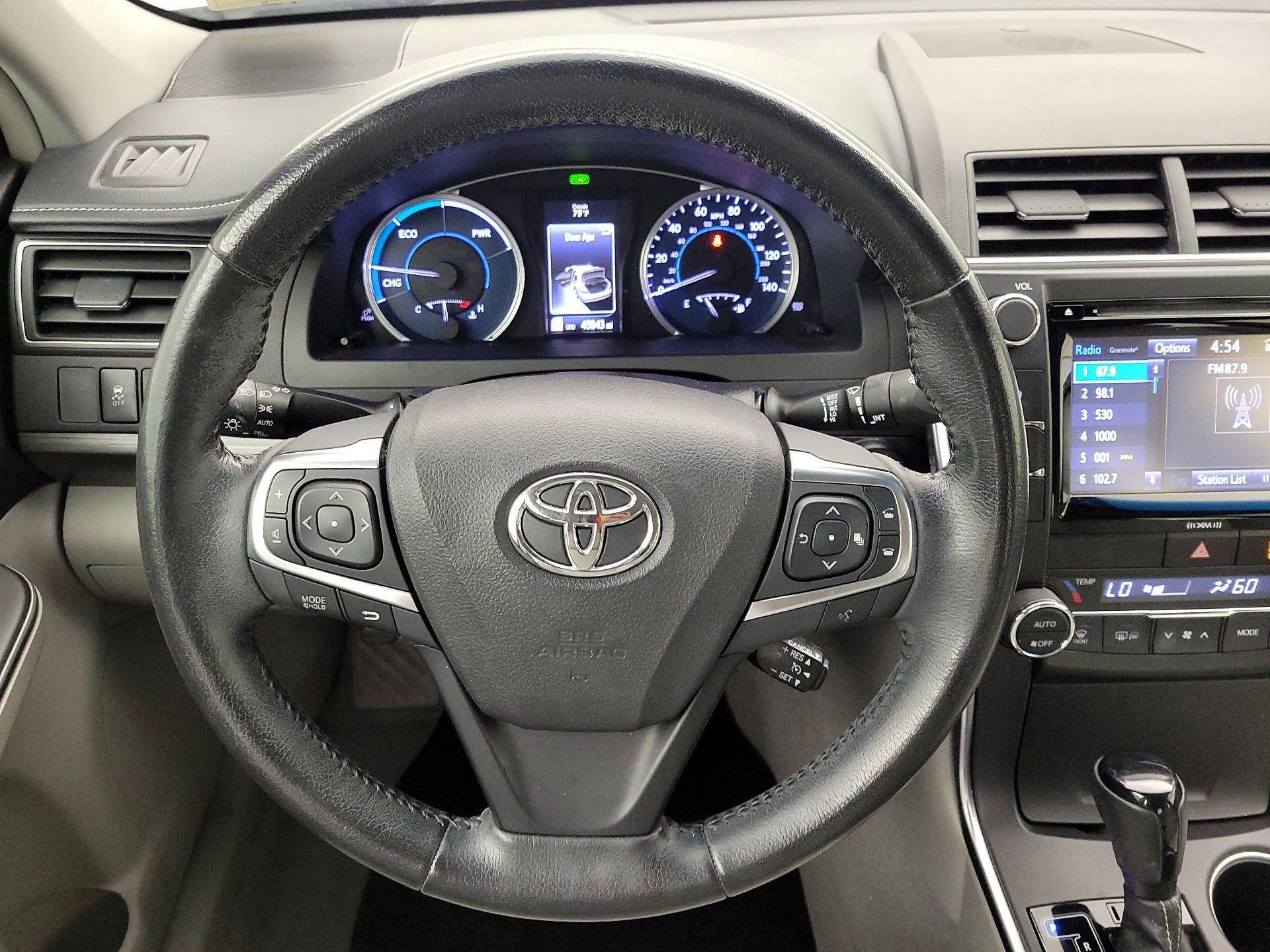 Thumbnail: 2016 Toyota Camry - 10