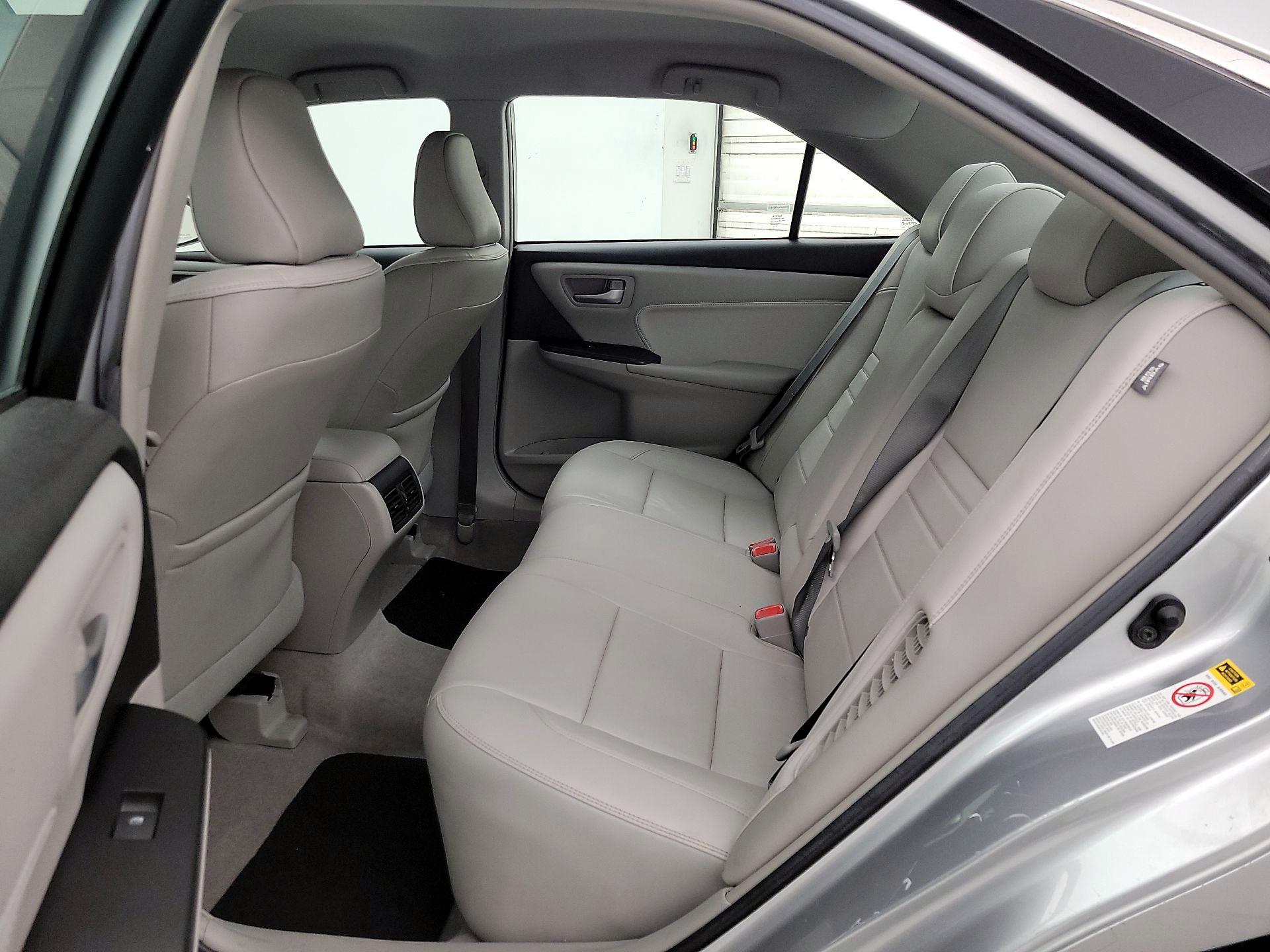 Thumbnail: 2016 Toyota Camry - 19
