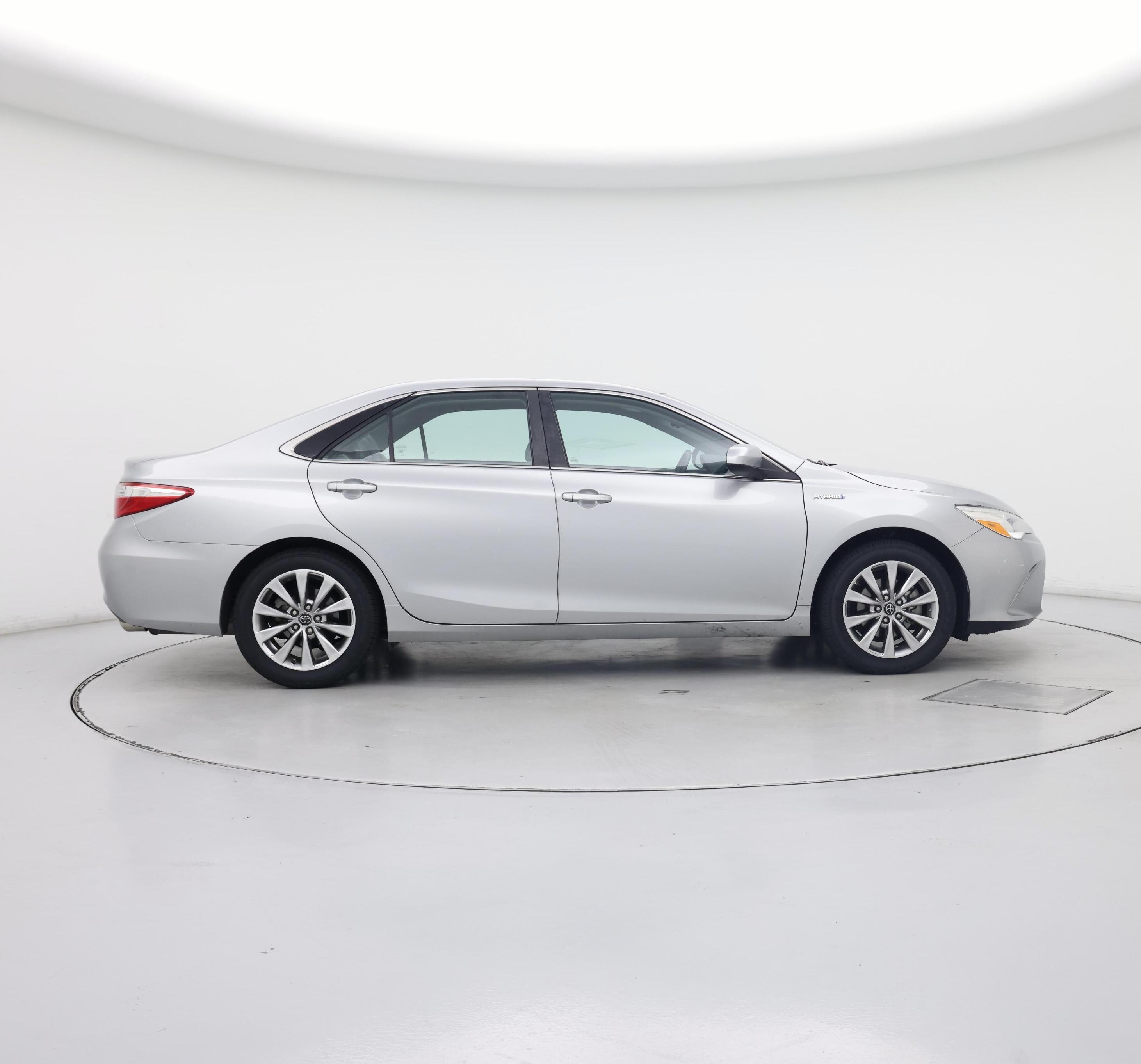 Thumbnail: 2016 Toyota Camry - 7