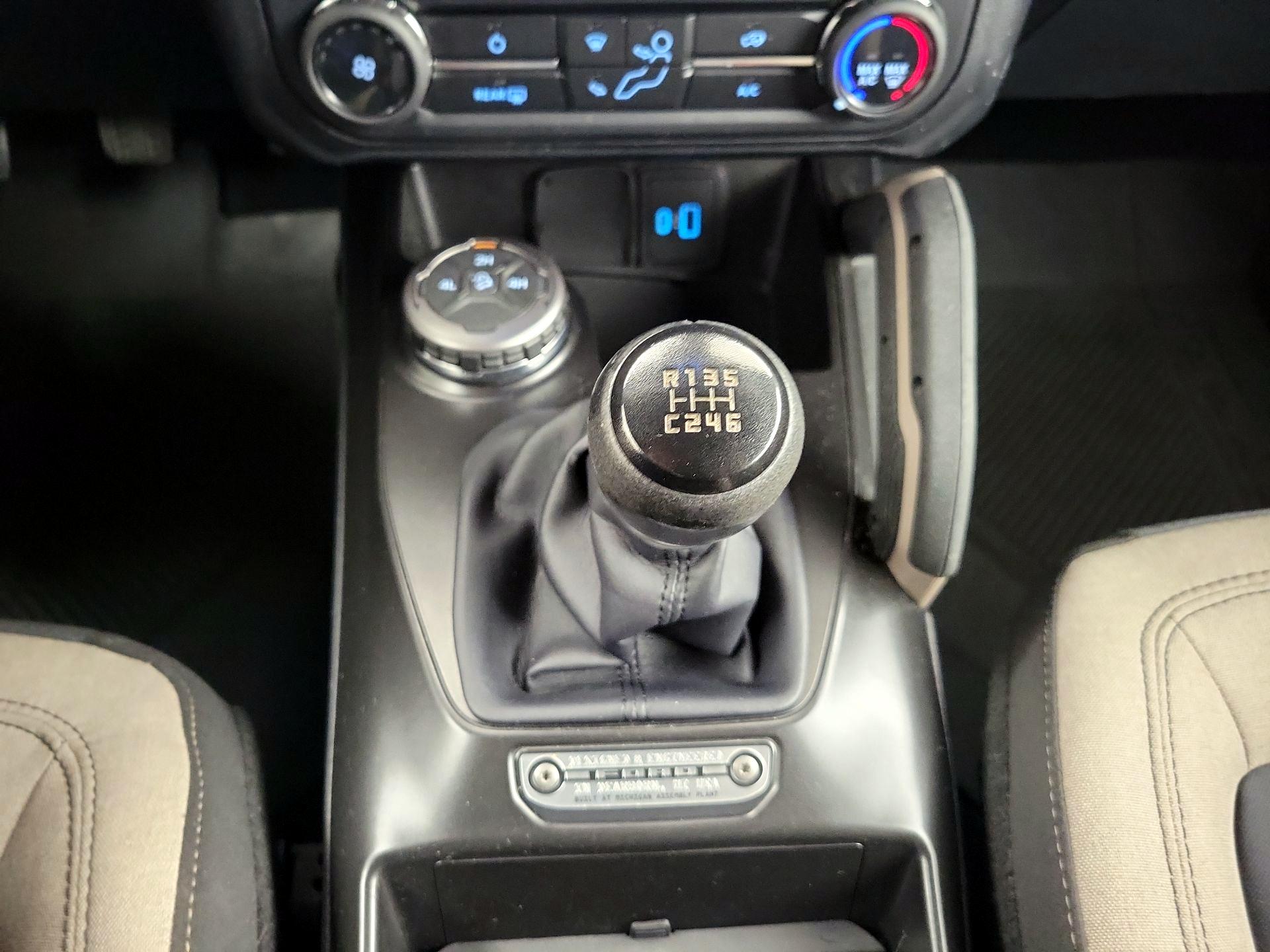 Thumbnail: 2022 Ford Bronco - 17