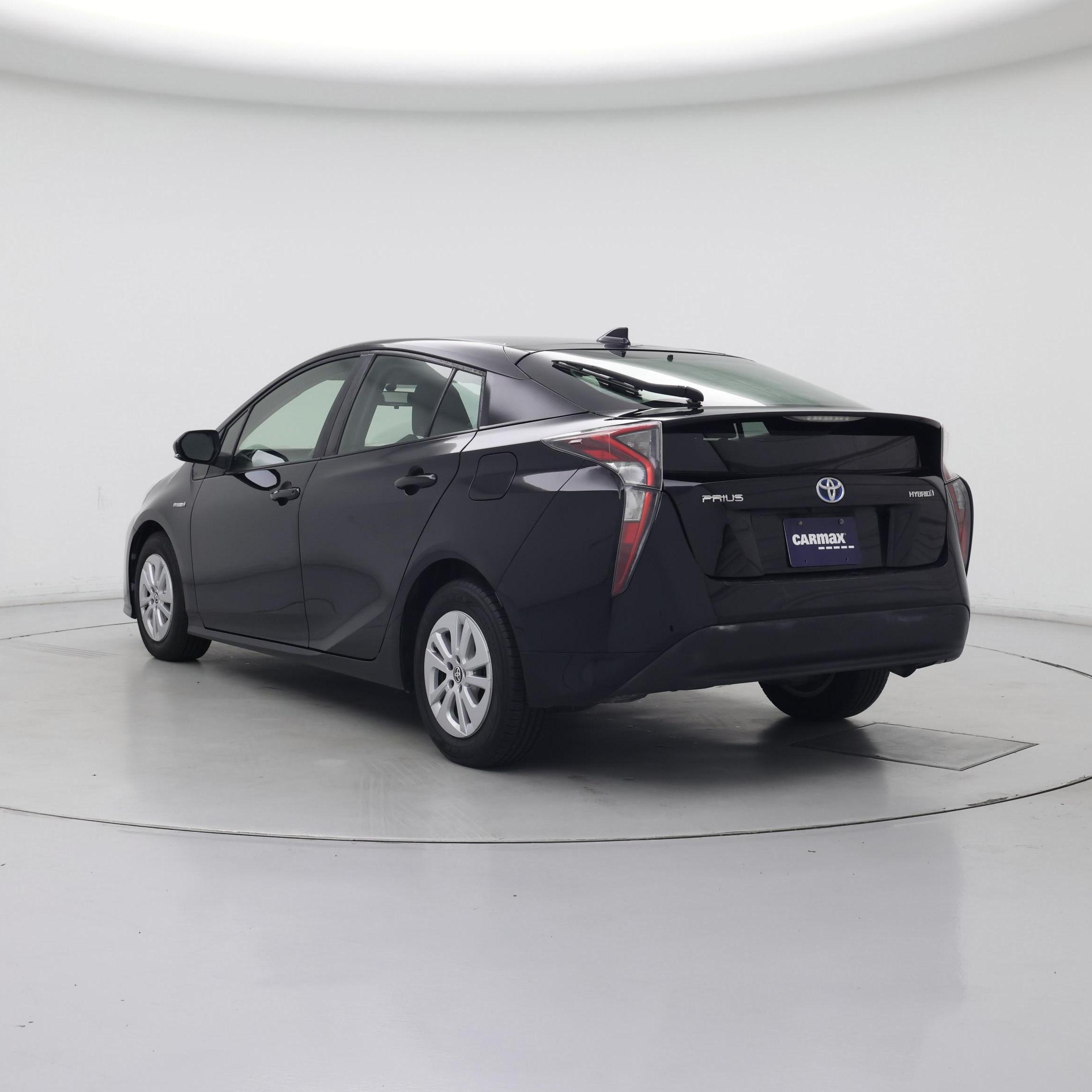 Thumbnail: 2016 Toyota Prius - 2