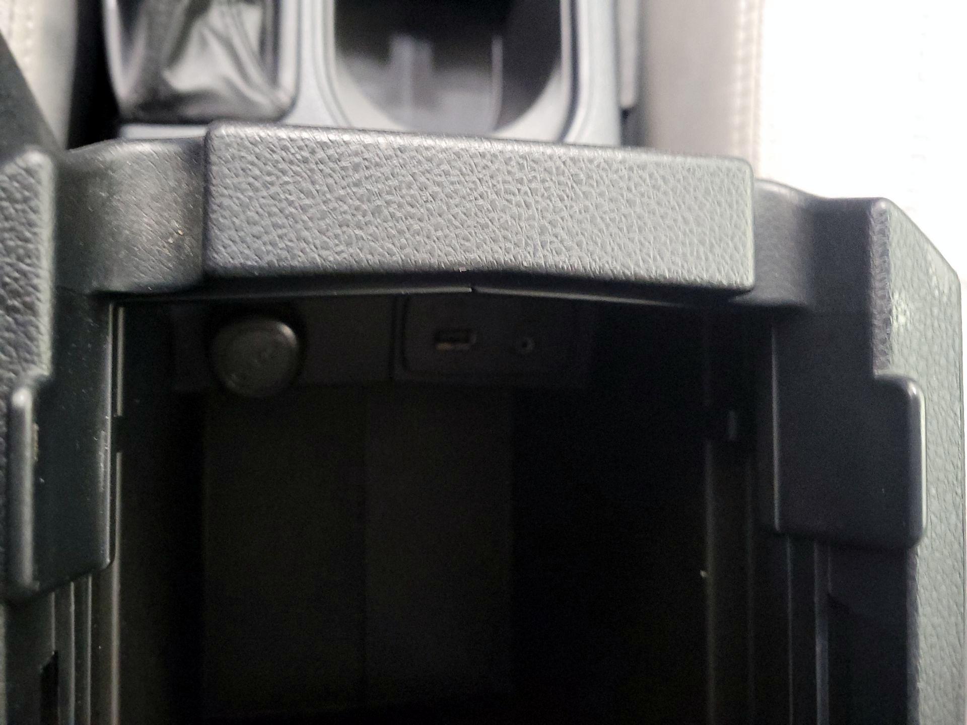 Thumbnail: 2015 Subaru Forester - 18