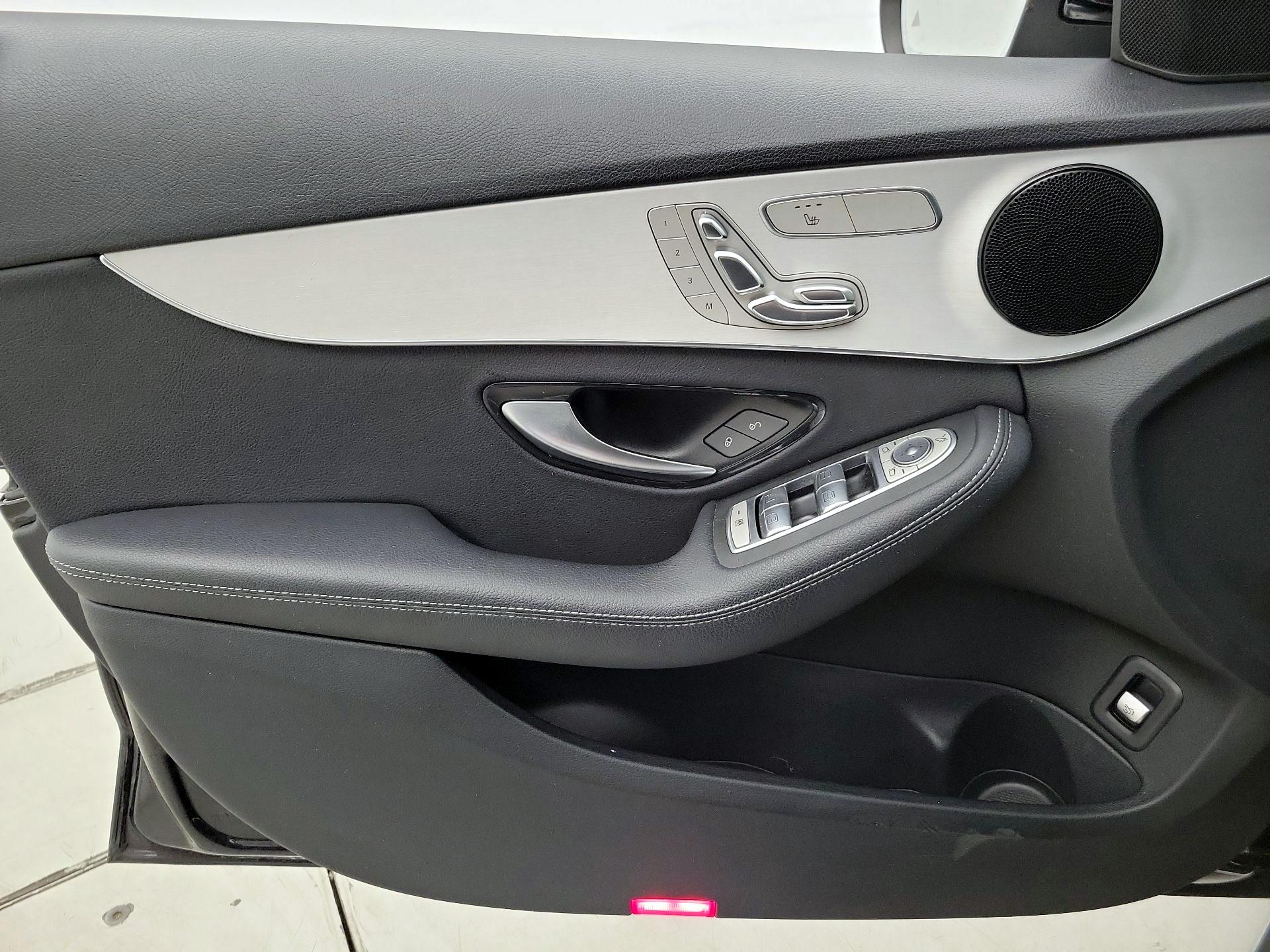 Thumbnail: 2021 Mercedes-Benz C-Class - 12