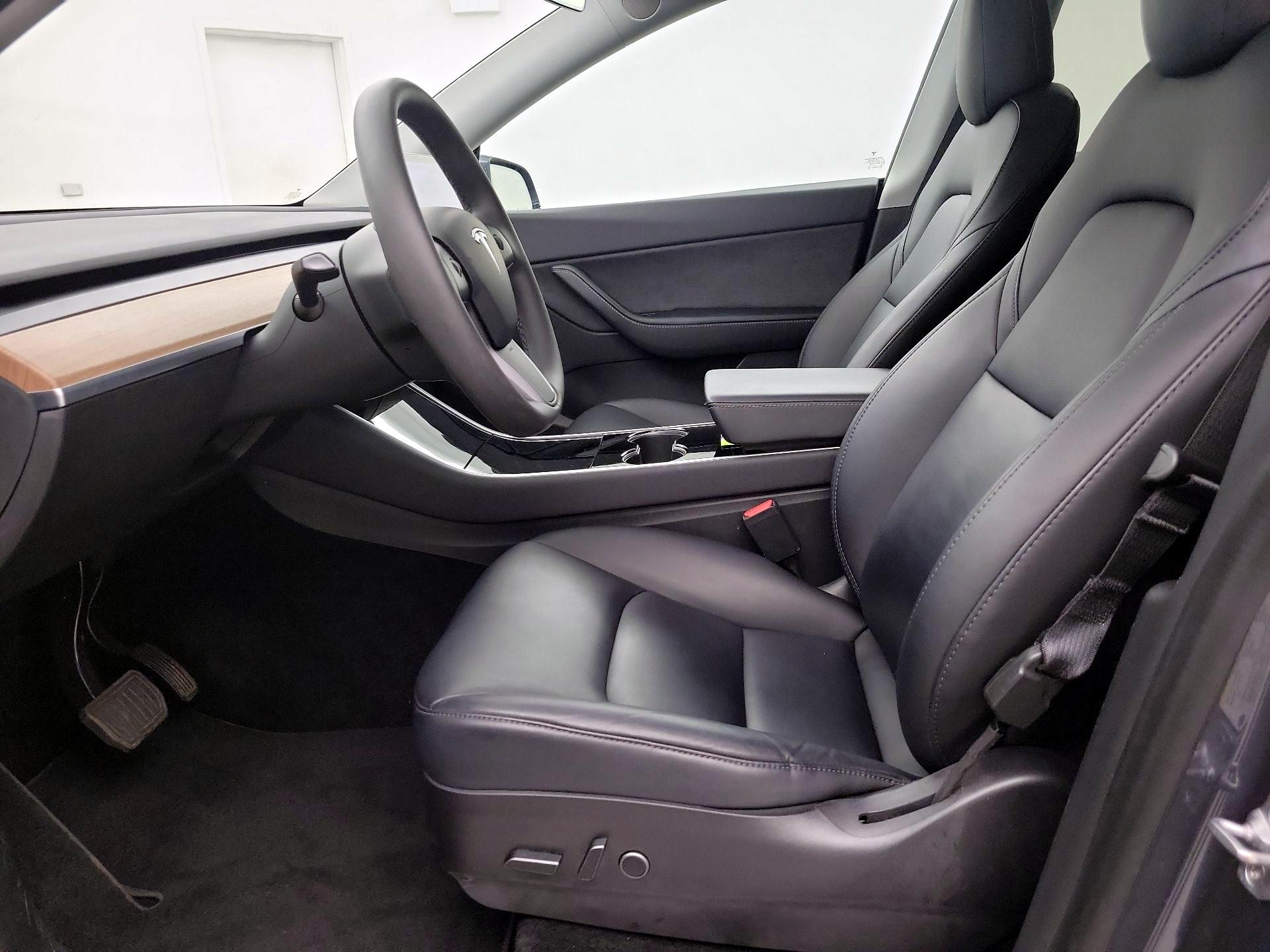 Thumbnail: 2021 Tesla Model Y - 11