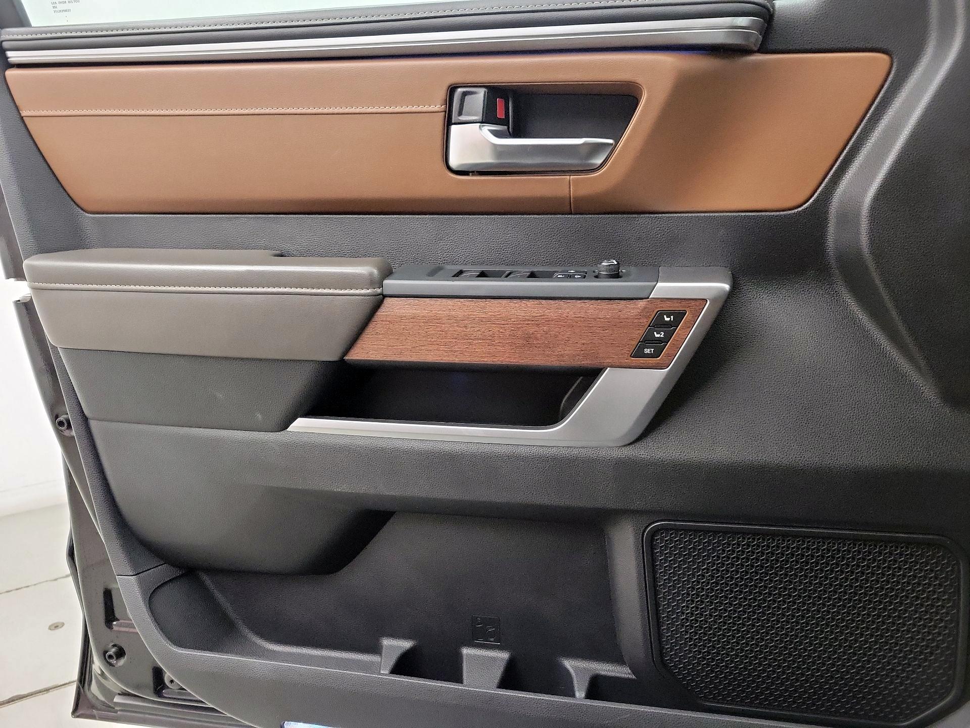 Thumbnail: 2022 Toyota Tundra - 12