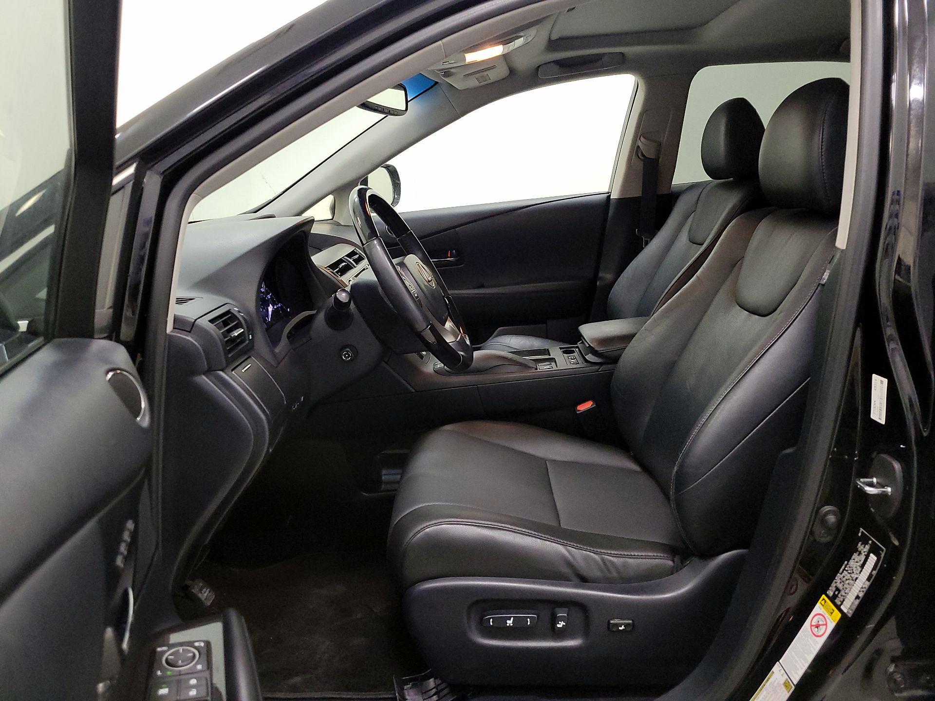 Thumbnail: 2015 Lexus RX - 9