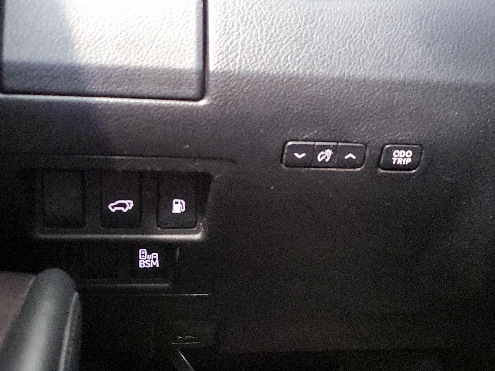 Thumbnail: 2015 Lexus RX - 11