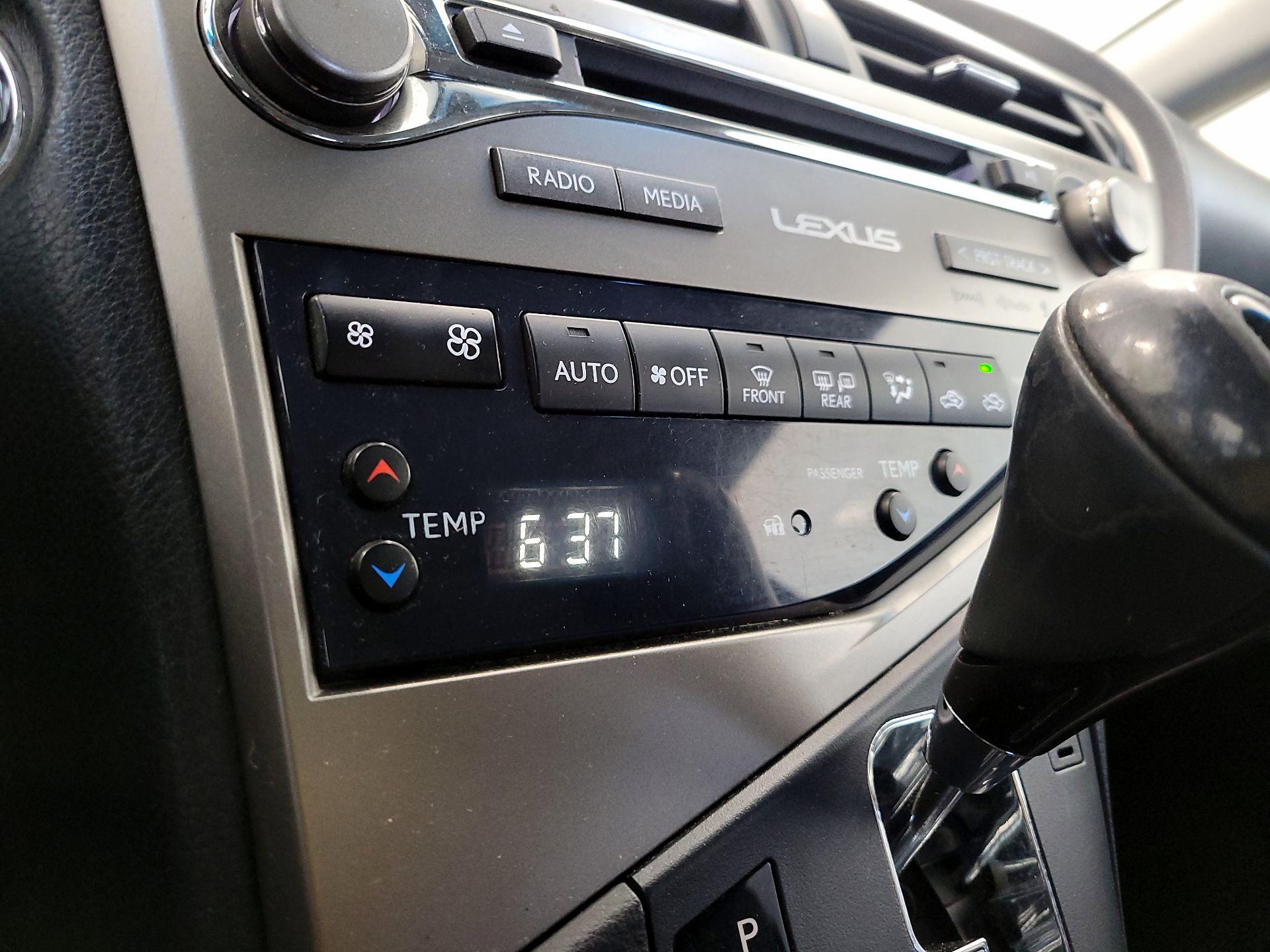 Thumbnail: 2015 Lexus RX - 14