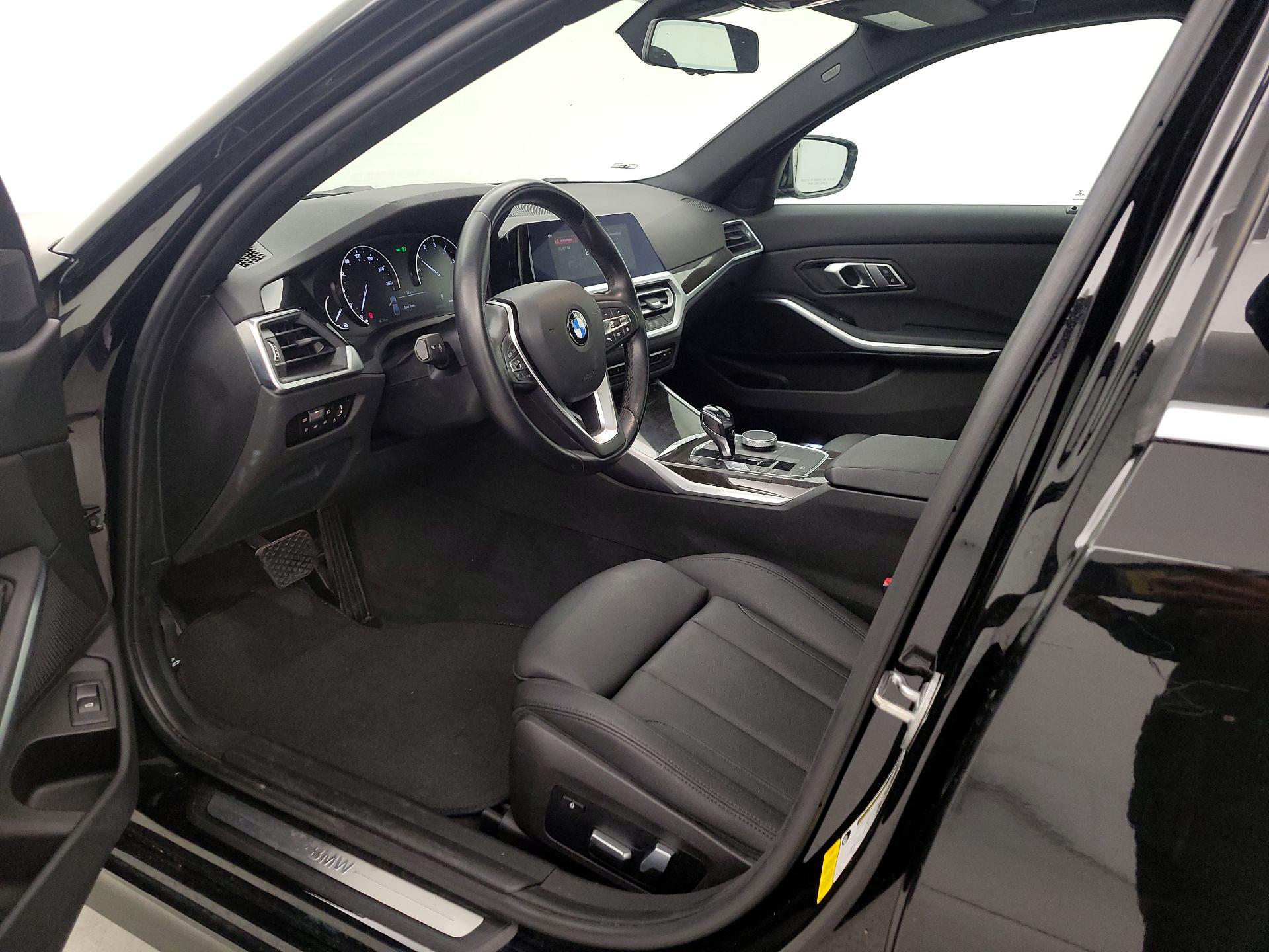 Thumbnail: 2019 BMW 3 Series - 11