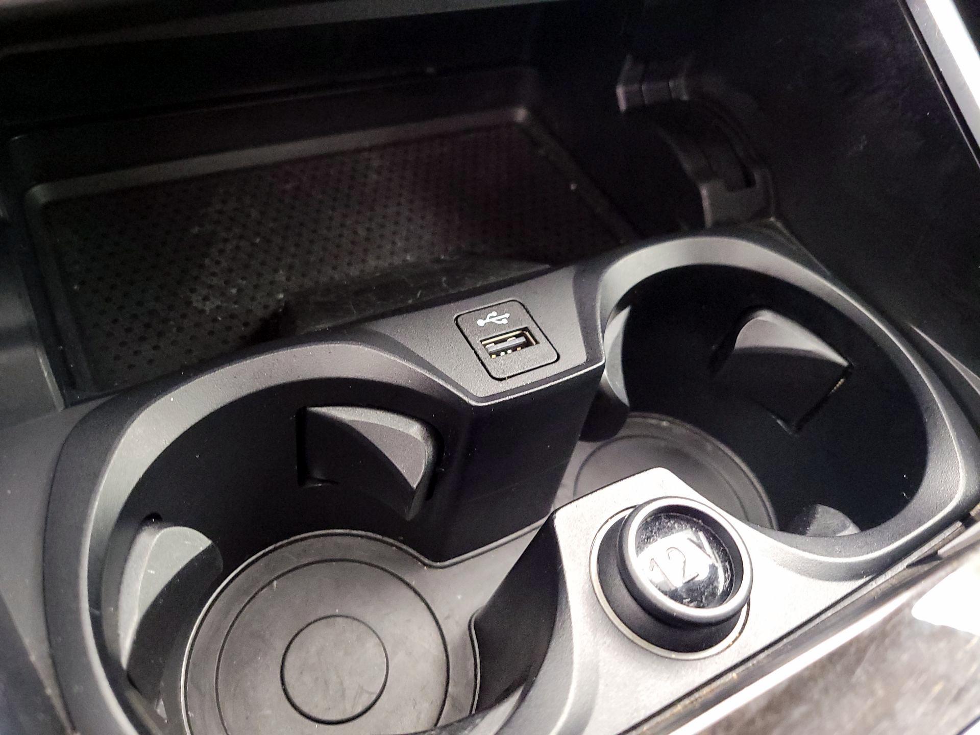 Thumbnail: 2019 BMW 3 Series - 18