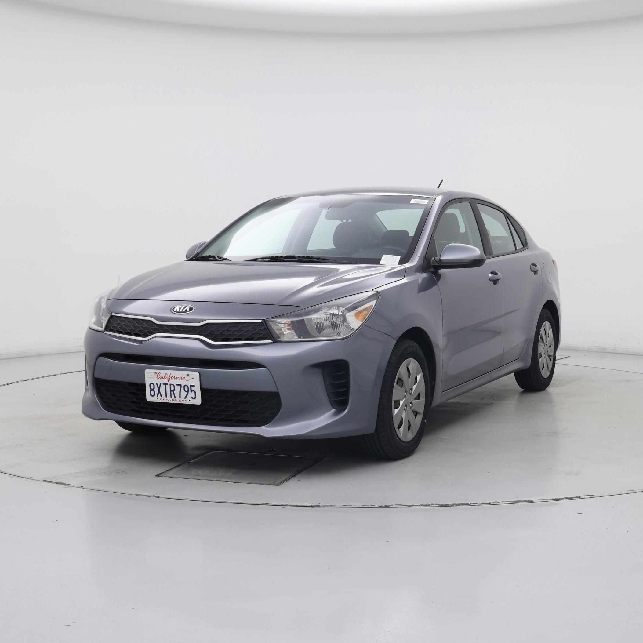 Thumbnail: 2019 Kia Rio - 4
