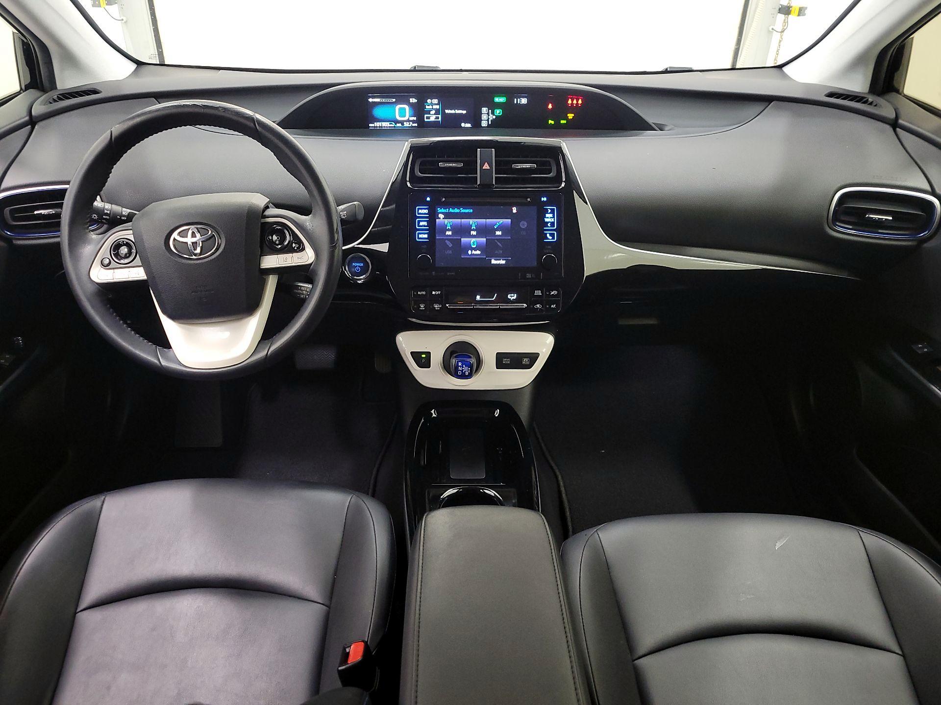 Thumbnail: 2018 Toyota Prius - 9