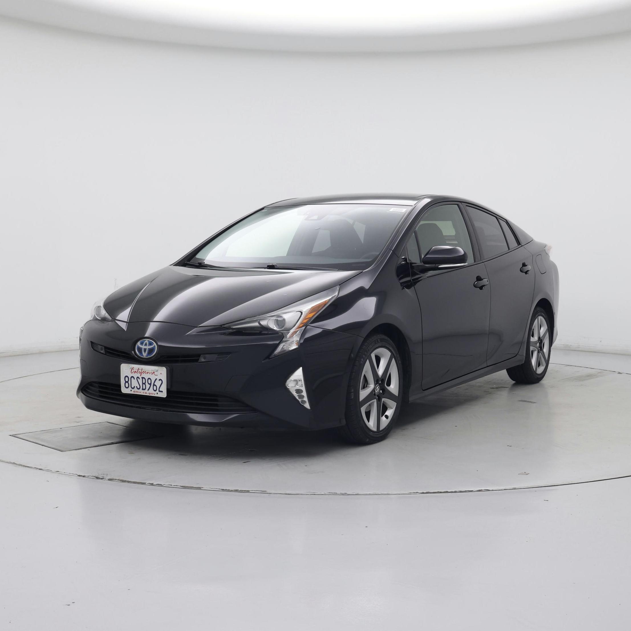 Thumbnail: 2018 Toyota Prius - 4