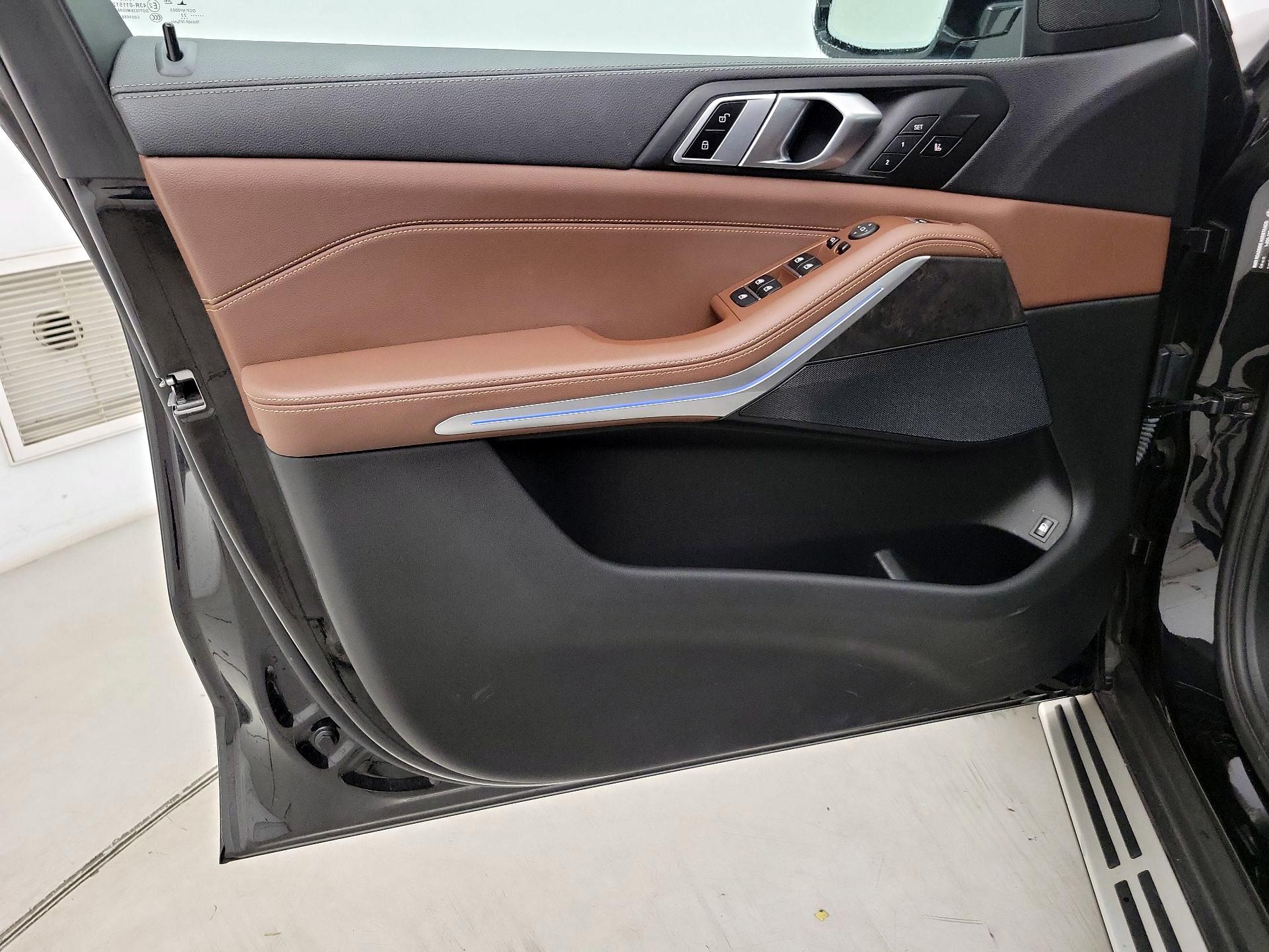 Thumbnail: 2022 BMW X5 - 12