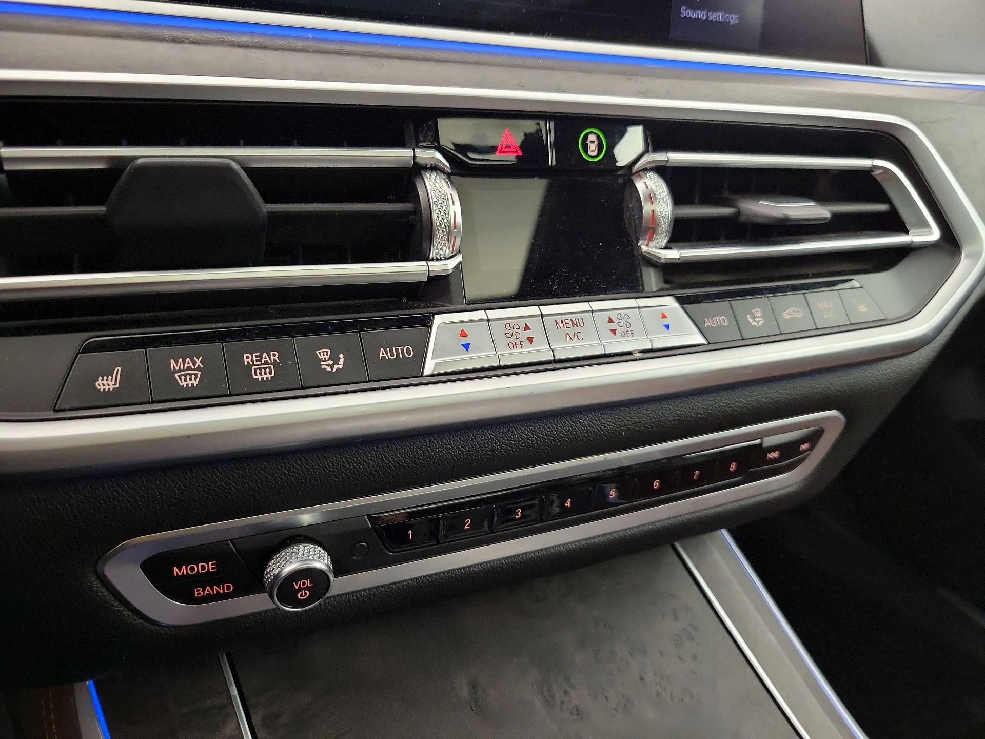 Thumbnail: 2022 BMW X5 - 17