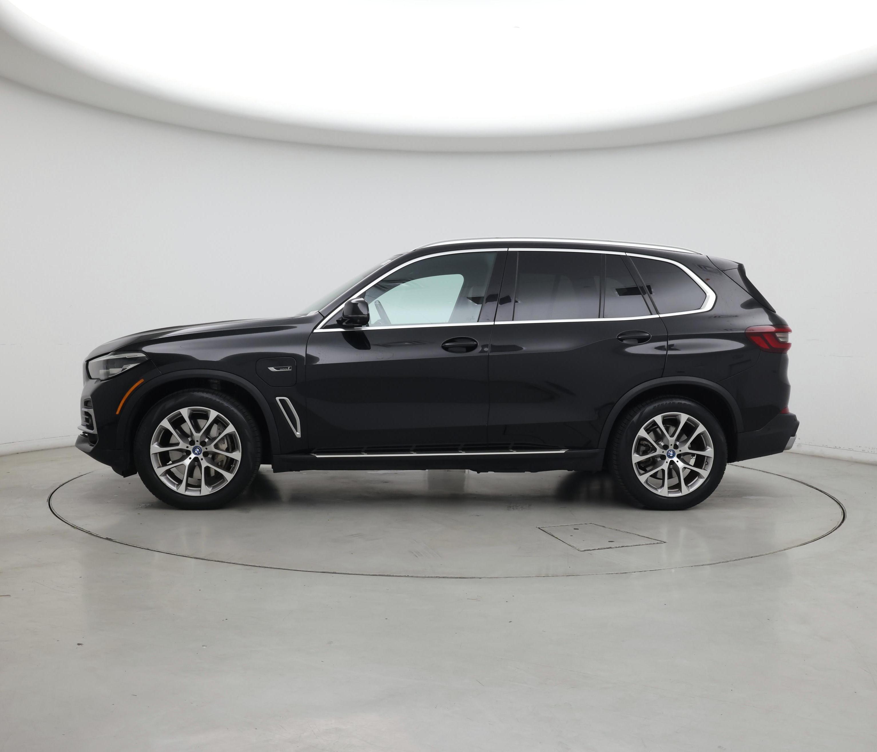Thumbnail: 2022 BMW X5 - 3
