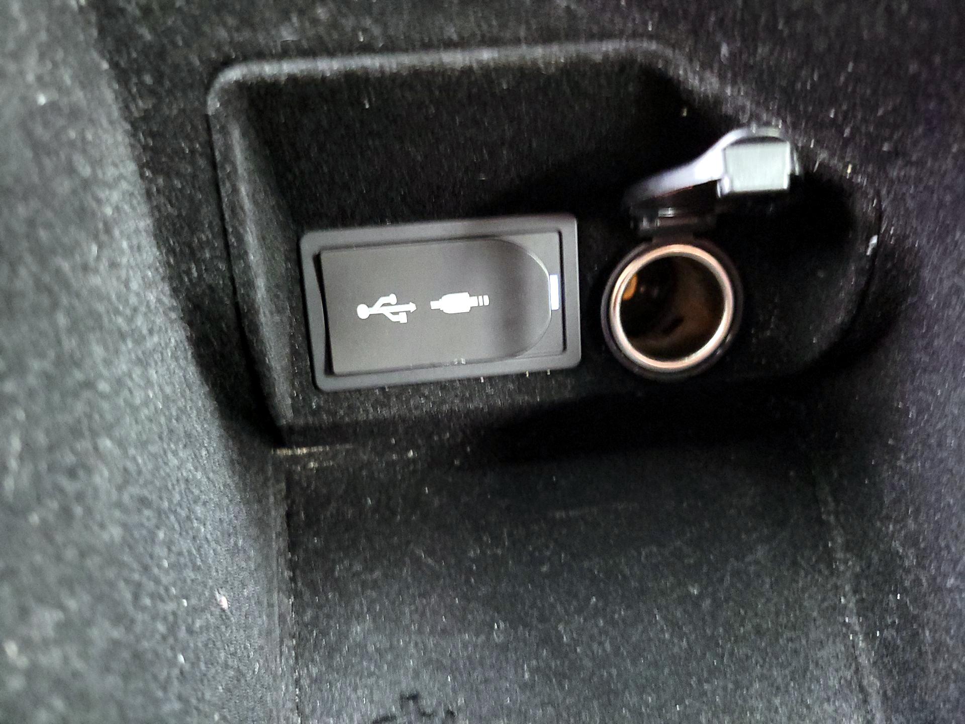 Thumbnail: 2015 Lexus RC - 19