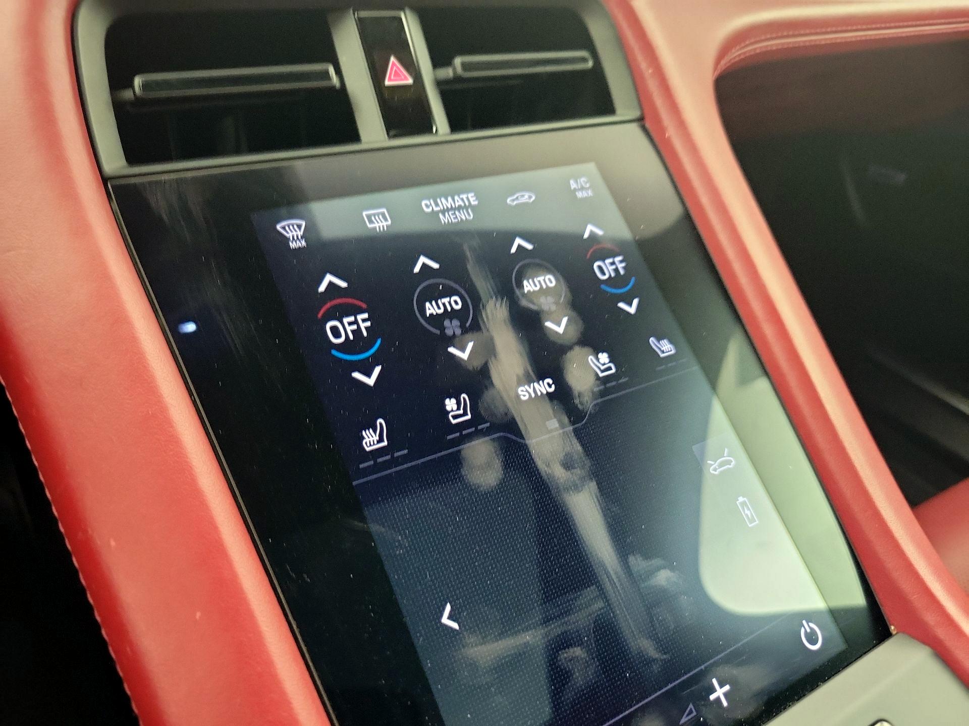 Thumbnail: 2021 Porsche Taycan - 17