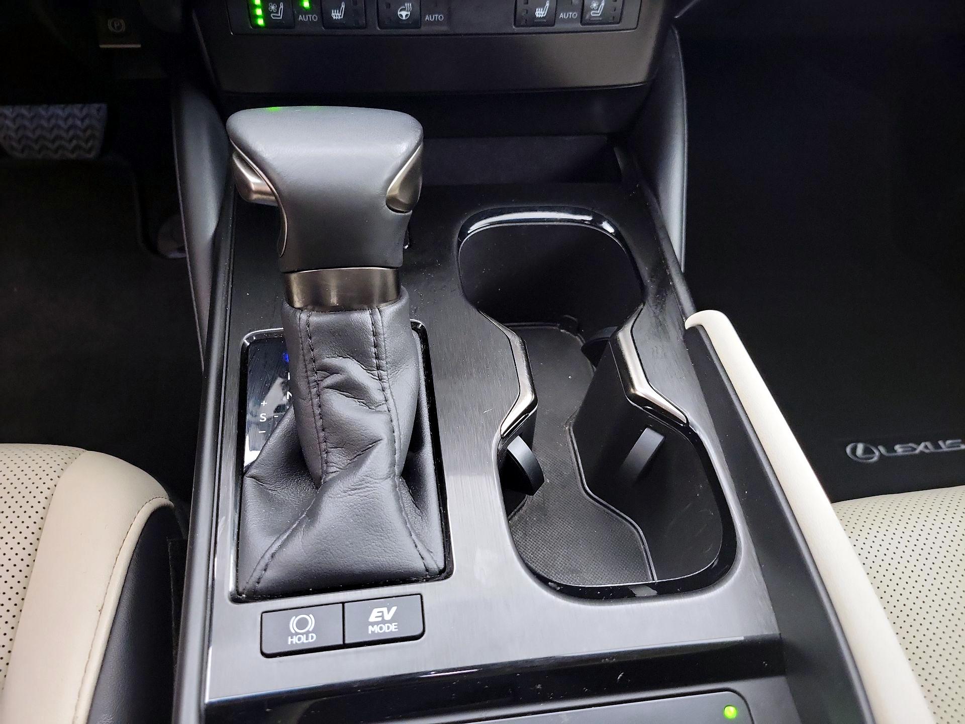 Thumbnail: 2023 Lexus ES - 16