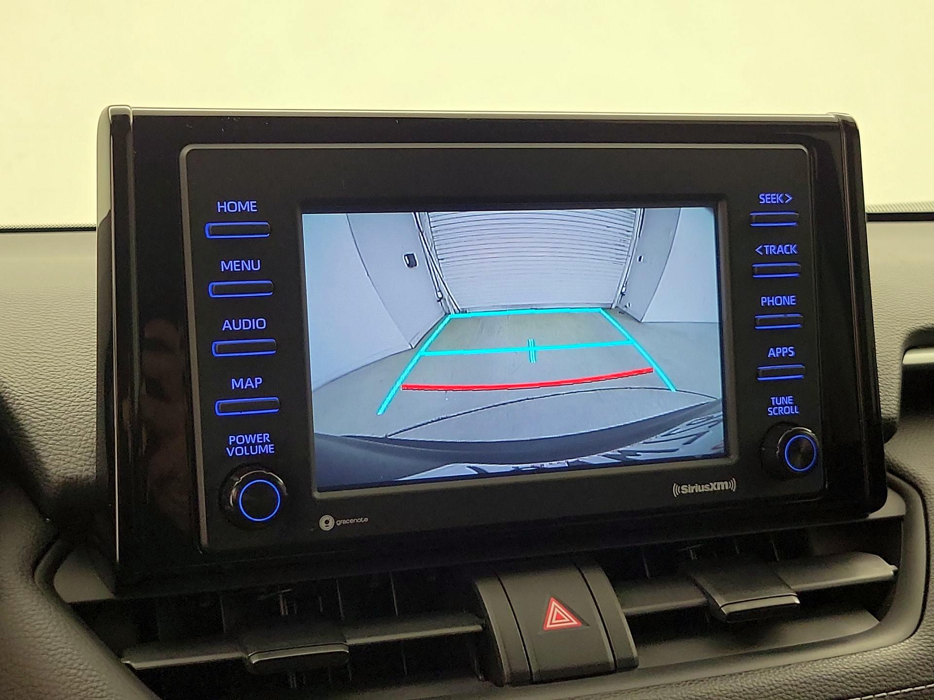 Thumbnail: 2021 Toyota RAV4 - 14