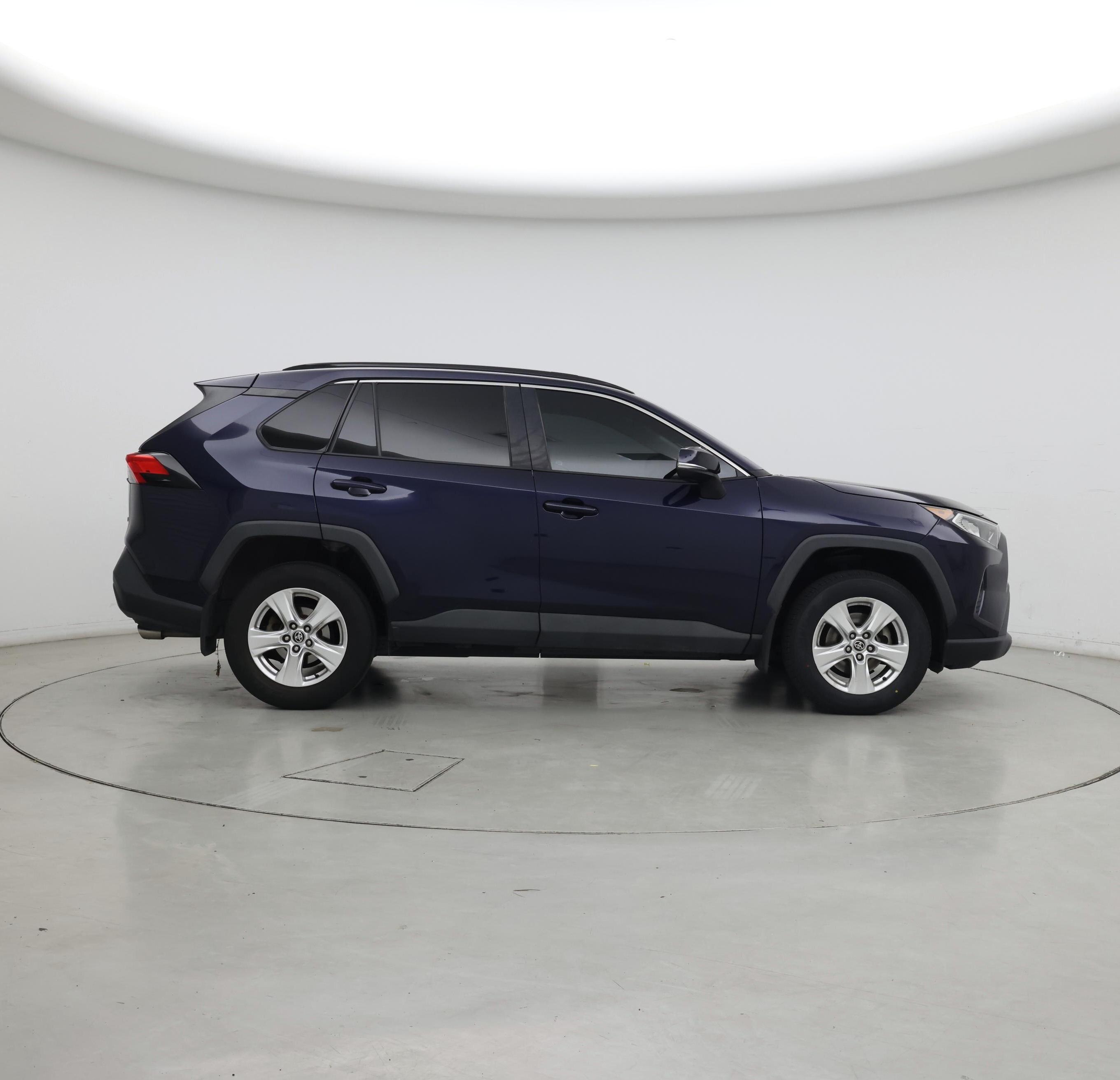 Thumbnail: 2021 Toyota RAV4 - 7