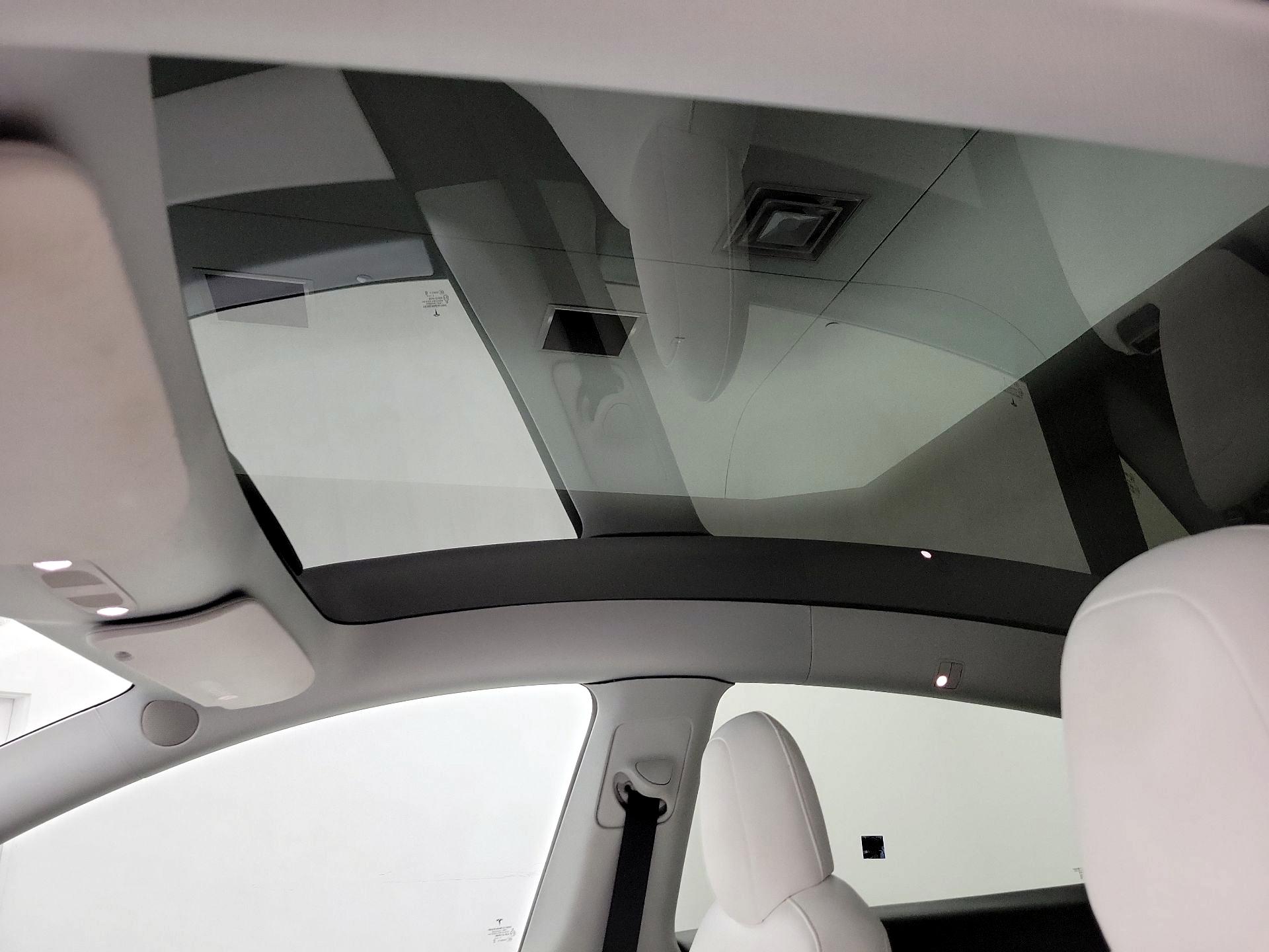 Thumbnail: 2021 Tesla Model Y - 18