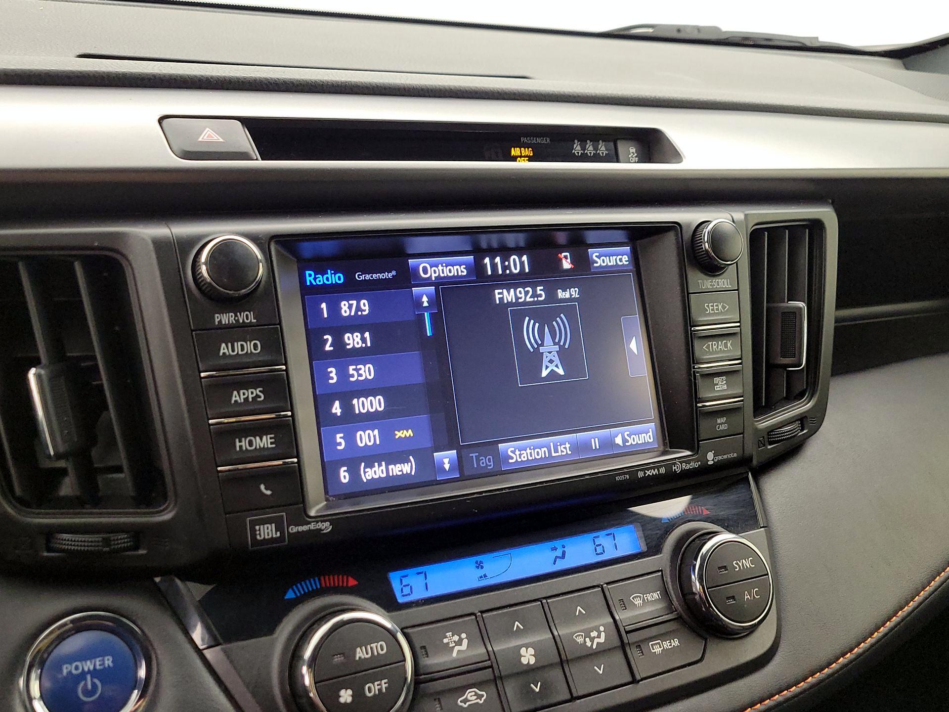 Thumbnail: 2017 Toyota RAV4 - 15