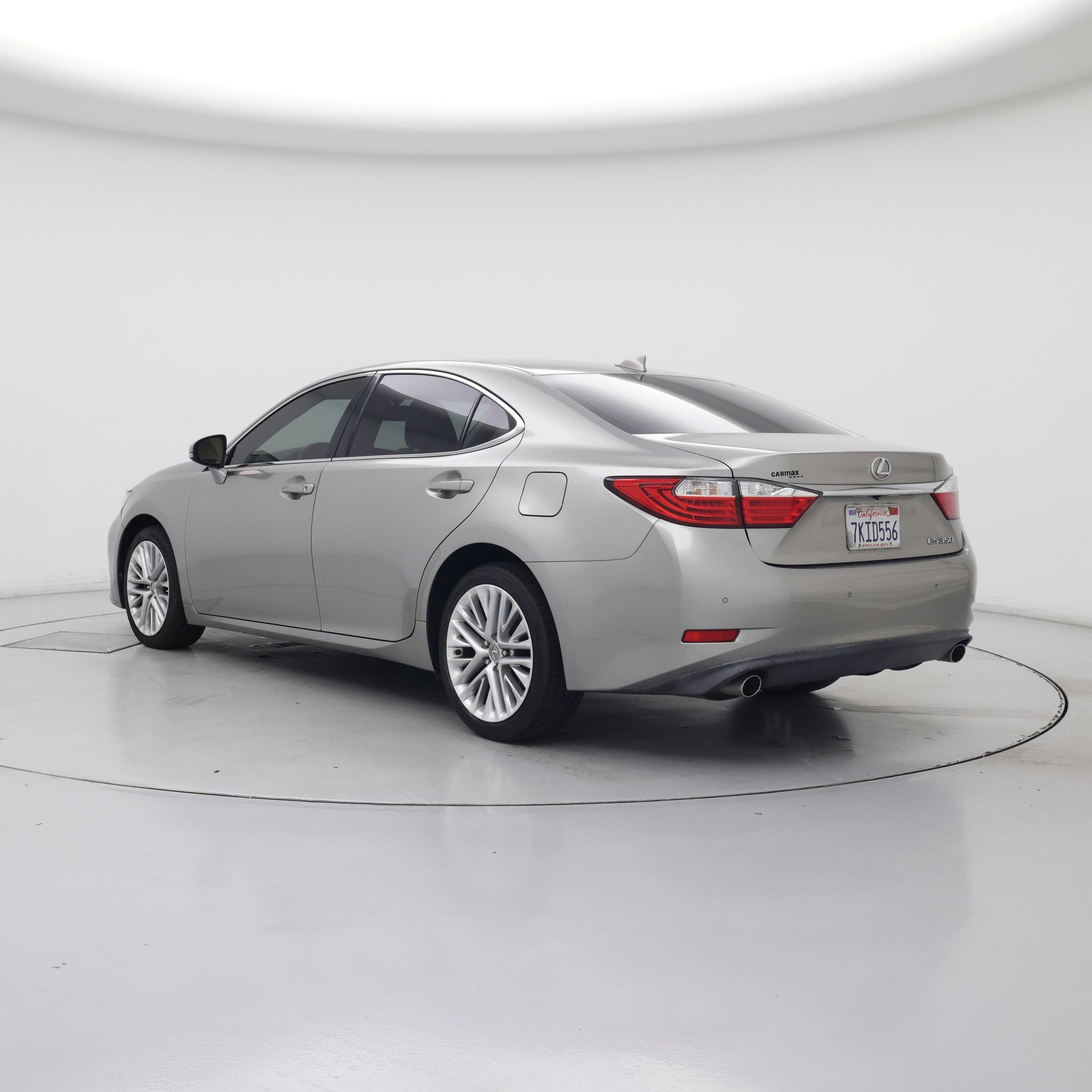 Thumbnail: 2015 Lexus ES - 2