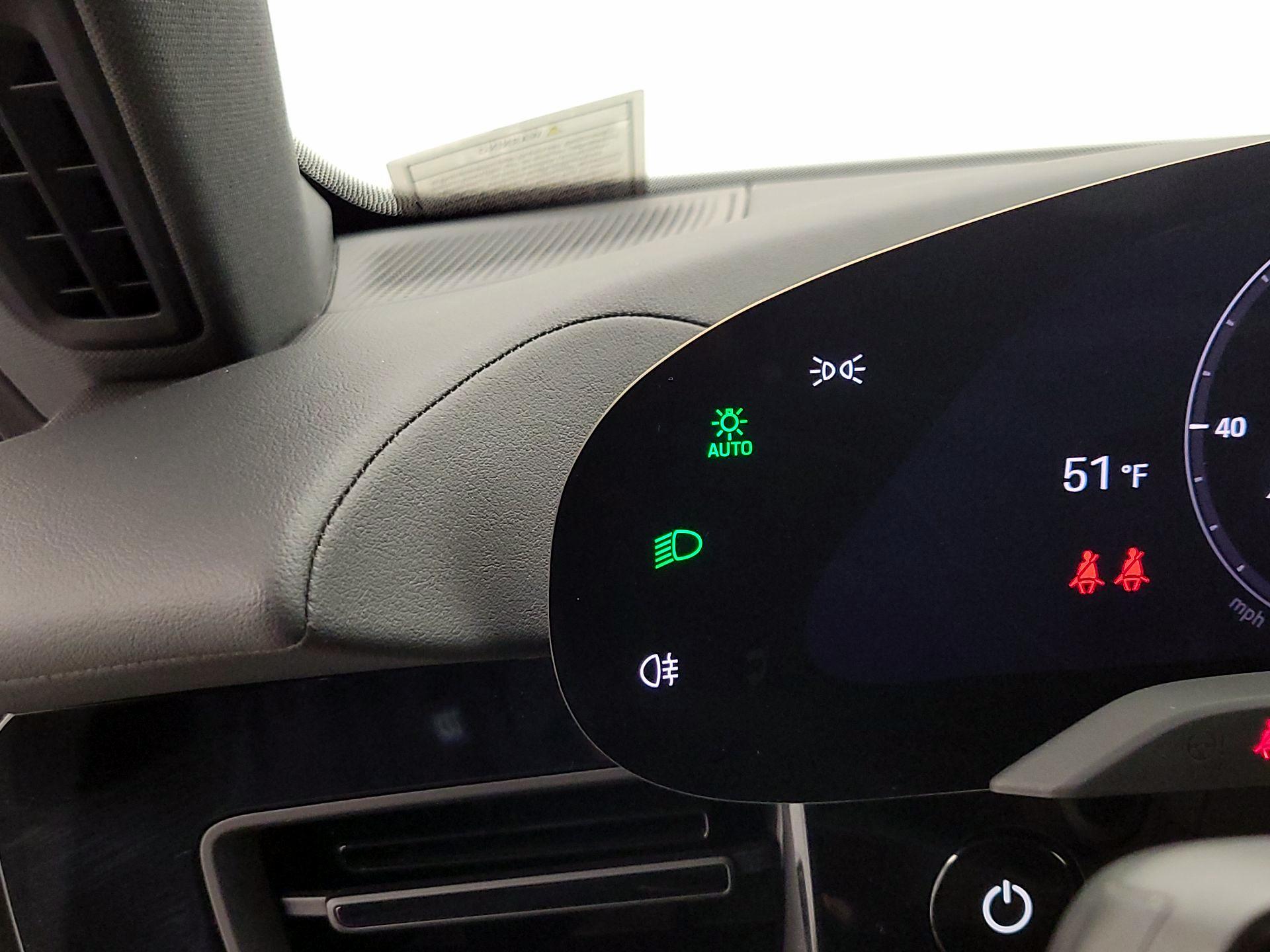 Thumbnail: 2021 Porsche Taycan - 13