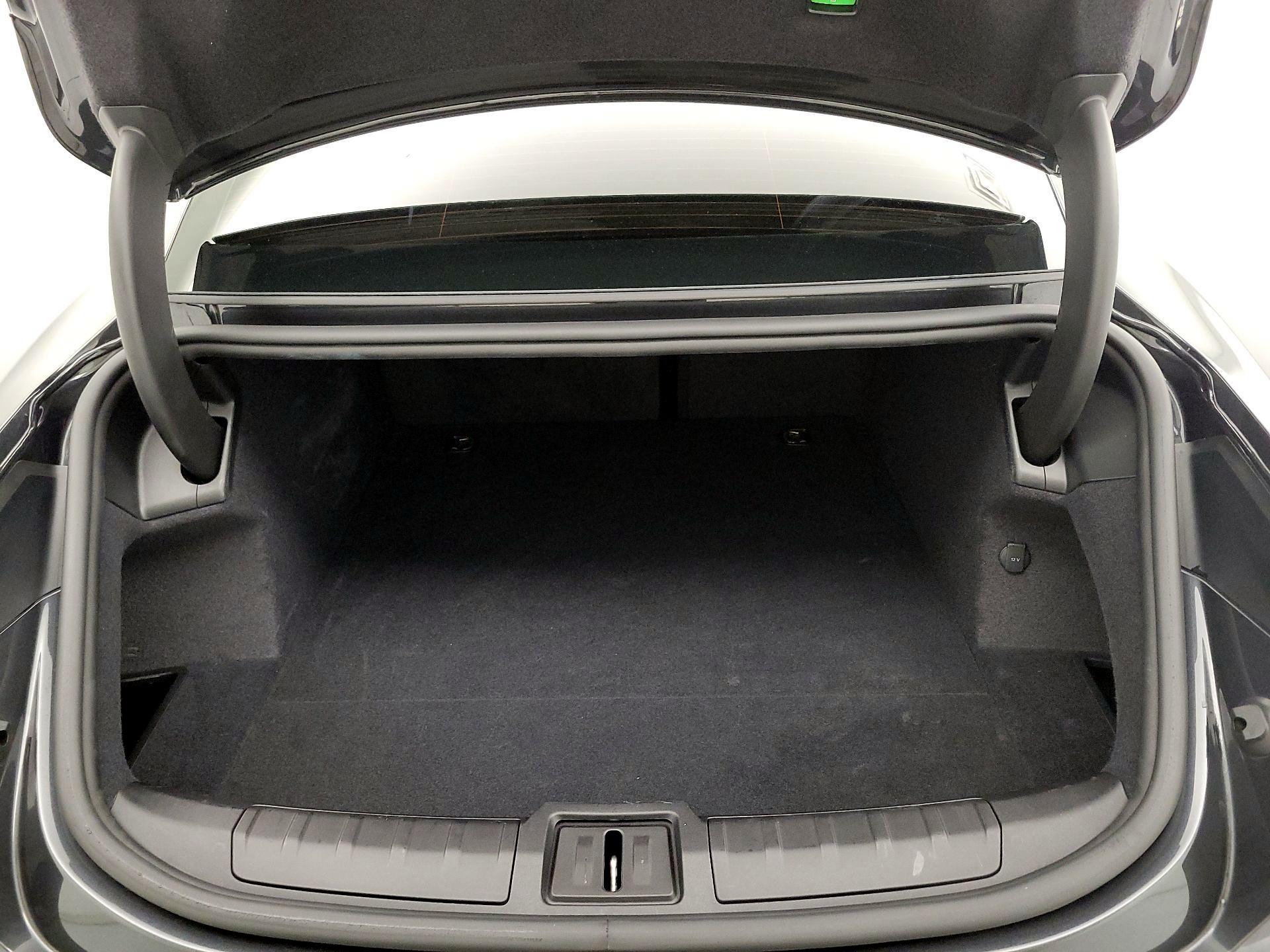 Thumbnail: 2021 Porsche Taycan - 20