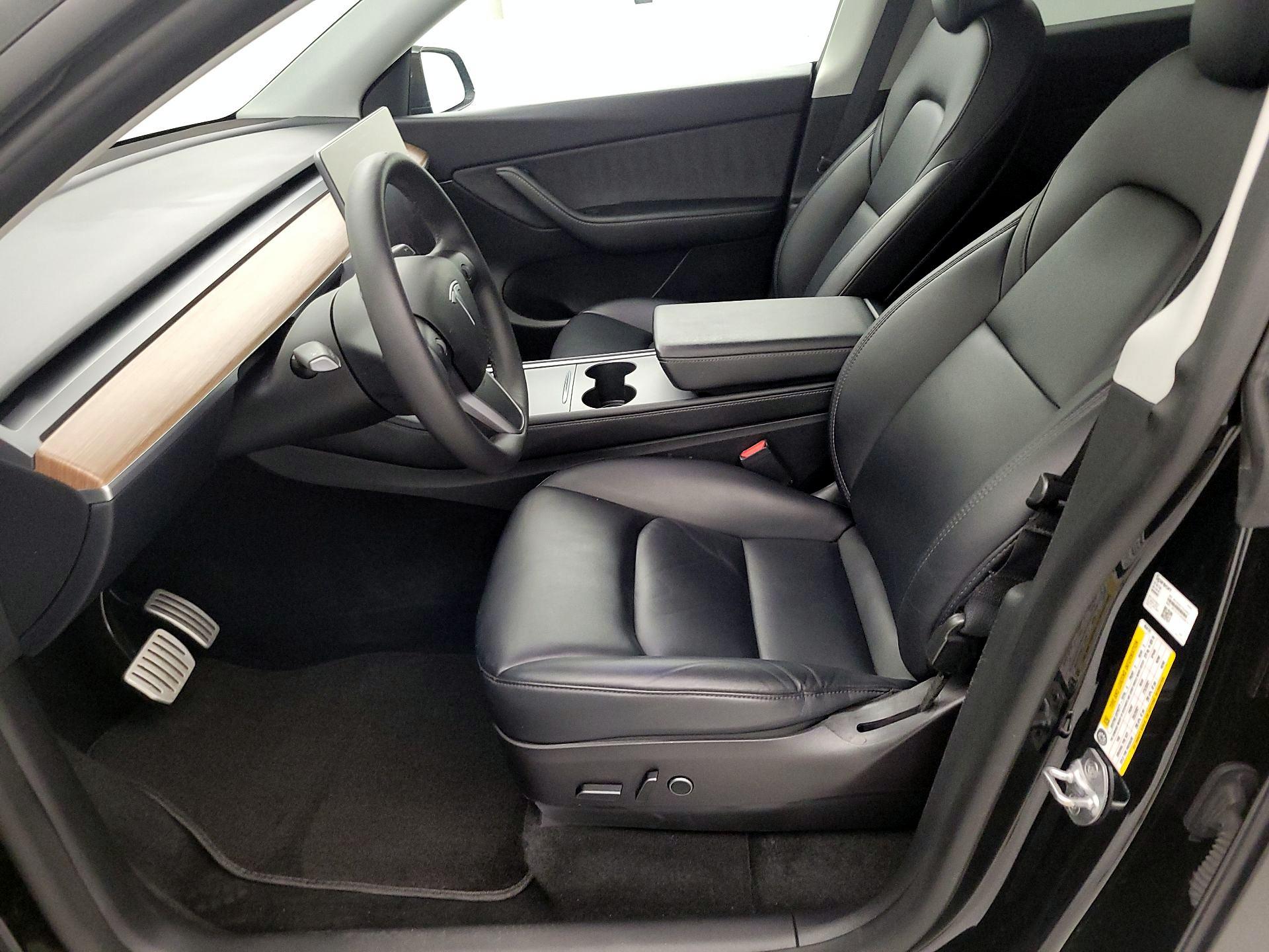 Thumbnail: 2022 Tesla Model Y - 11