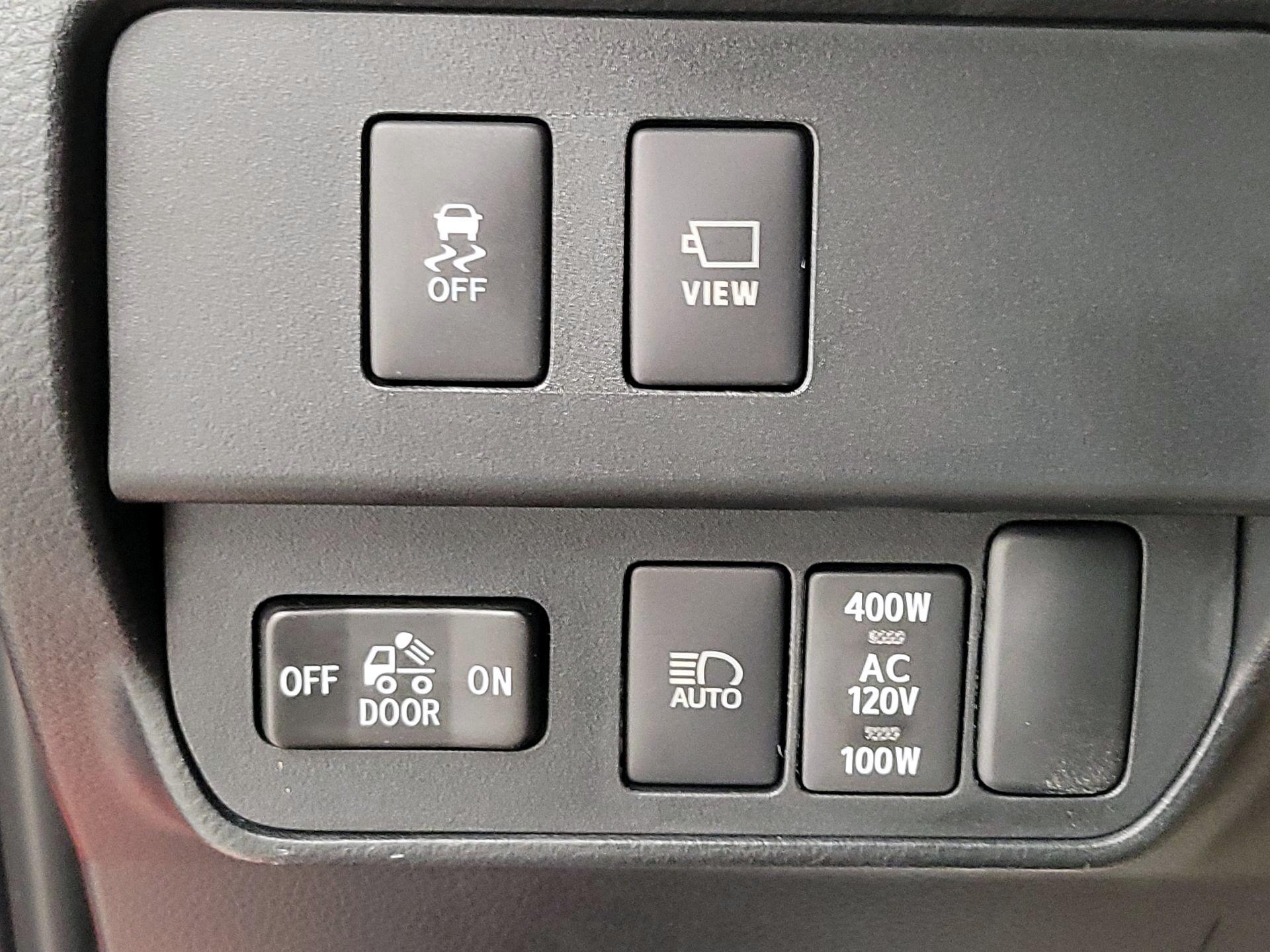 Thumbnail: 2023 Toyota Tacoma - 13