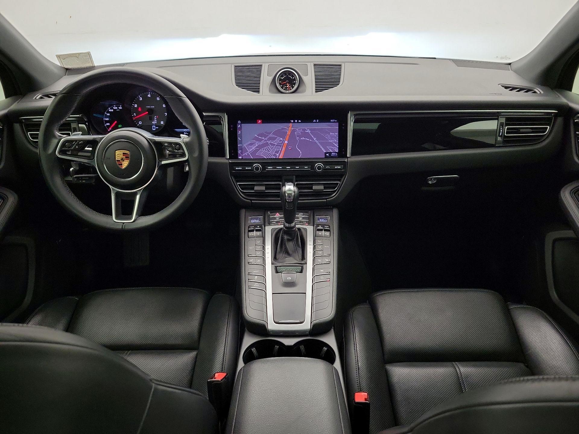 Thumbnail: 2020 Porsche Macan - 9