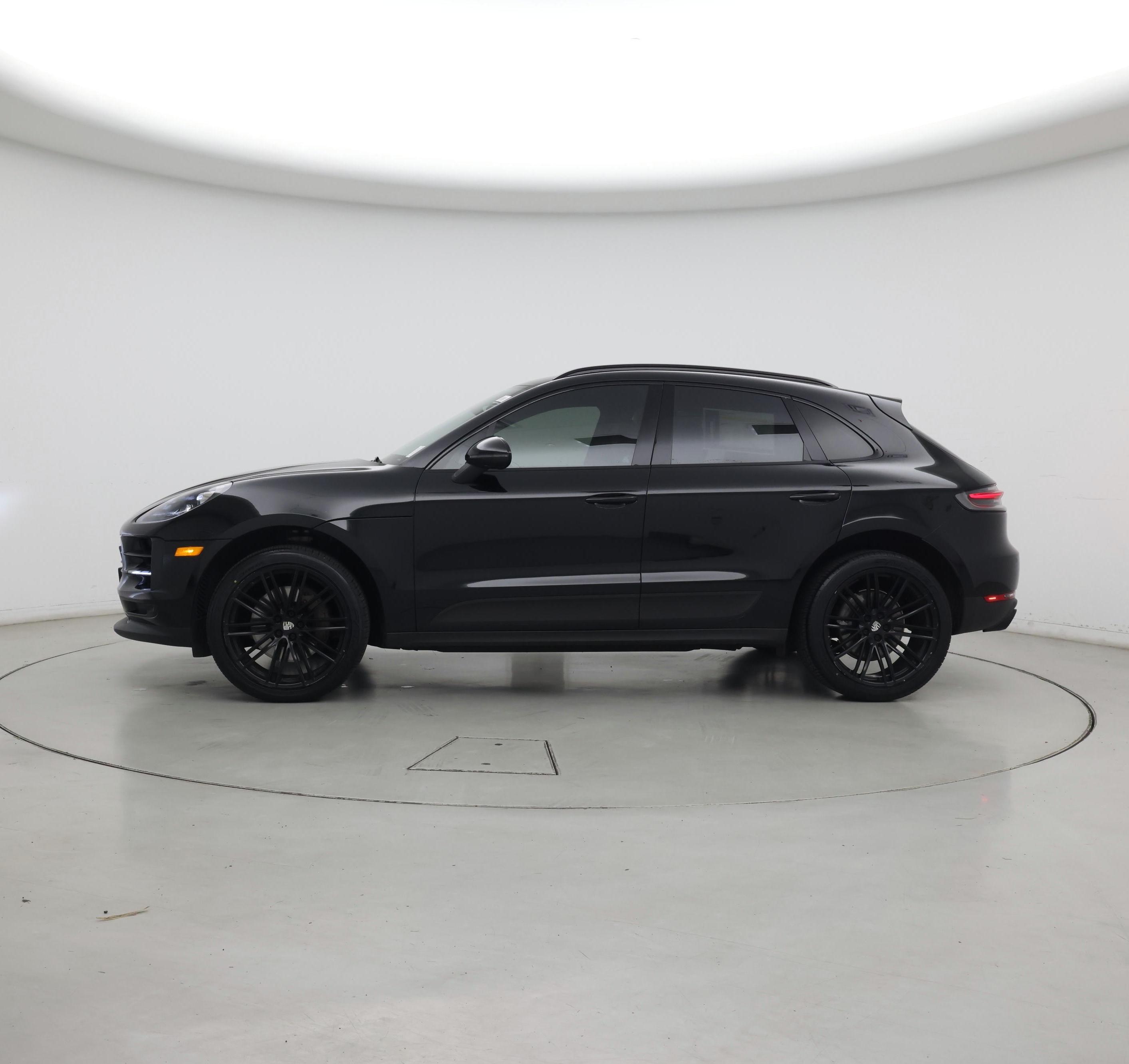 Thumbnail: 2020 Porsche Macan - 3