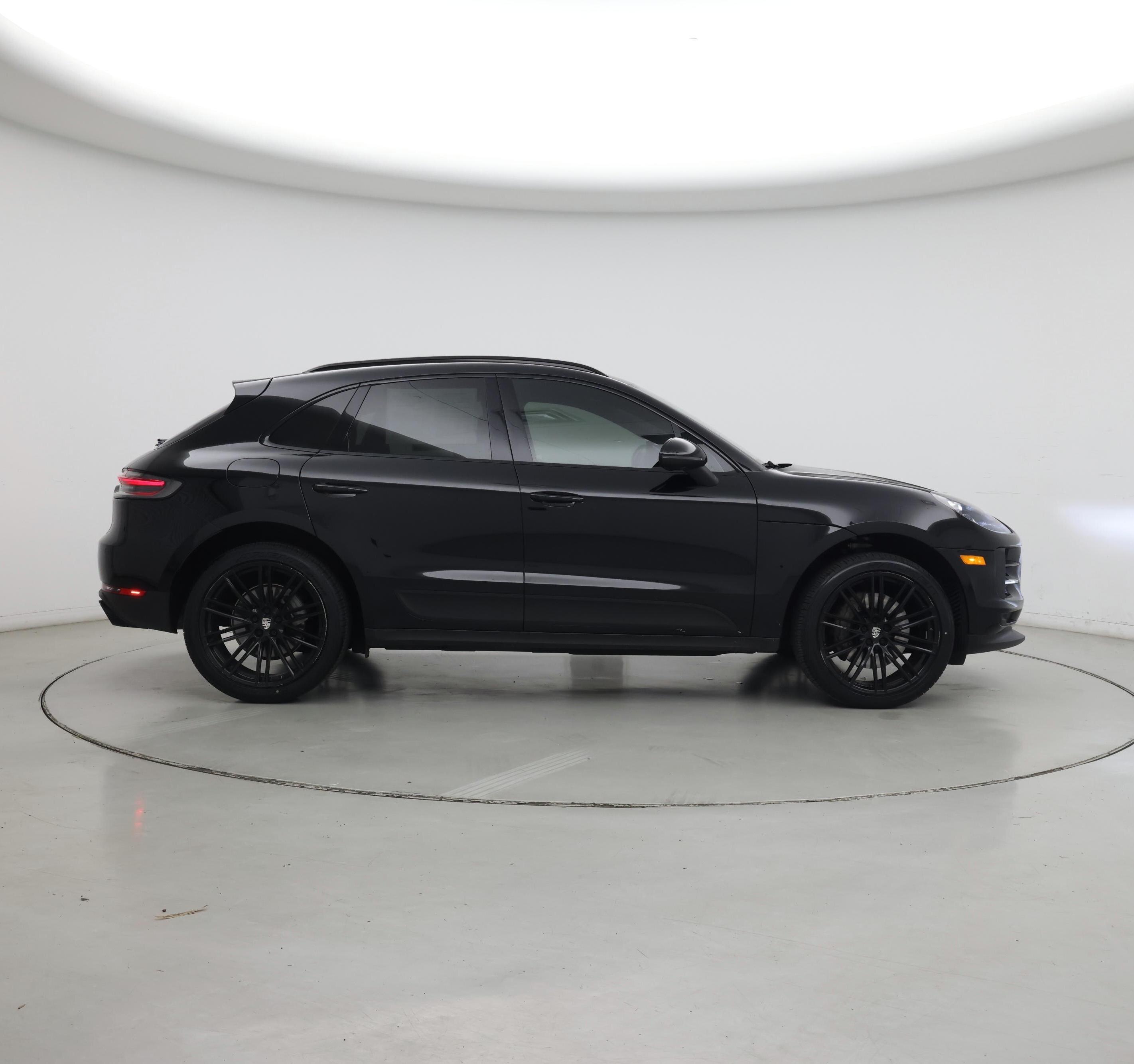 Thumbnail: 2020 Porsche Macan - 7