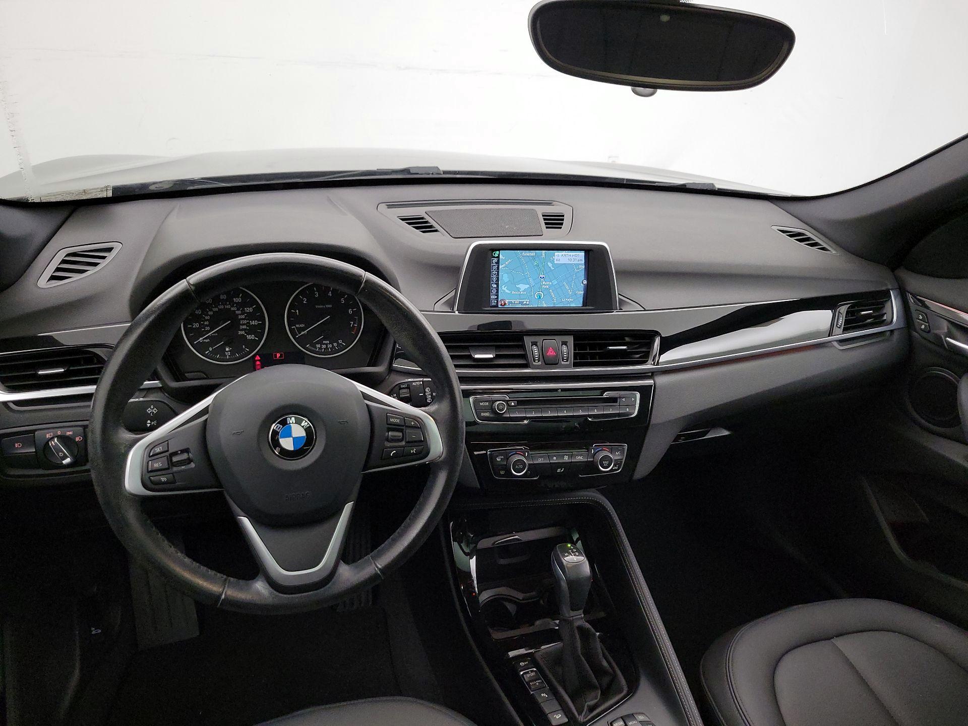 Thumbnail: 2016 BMW X1 - 9