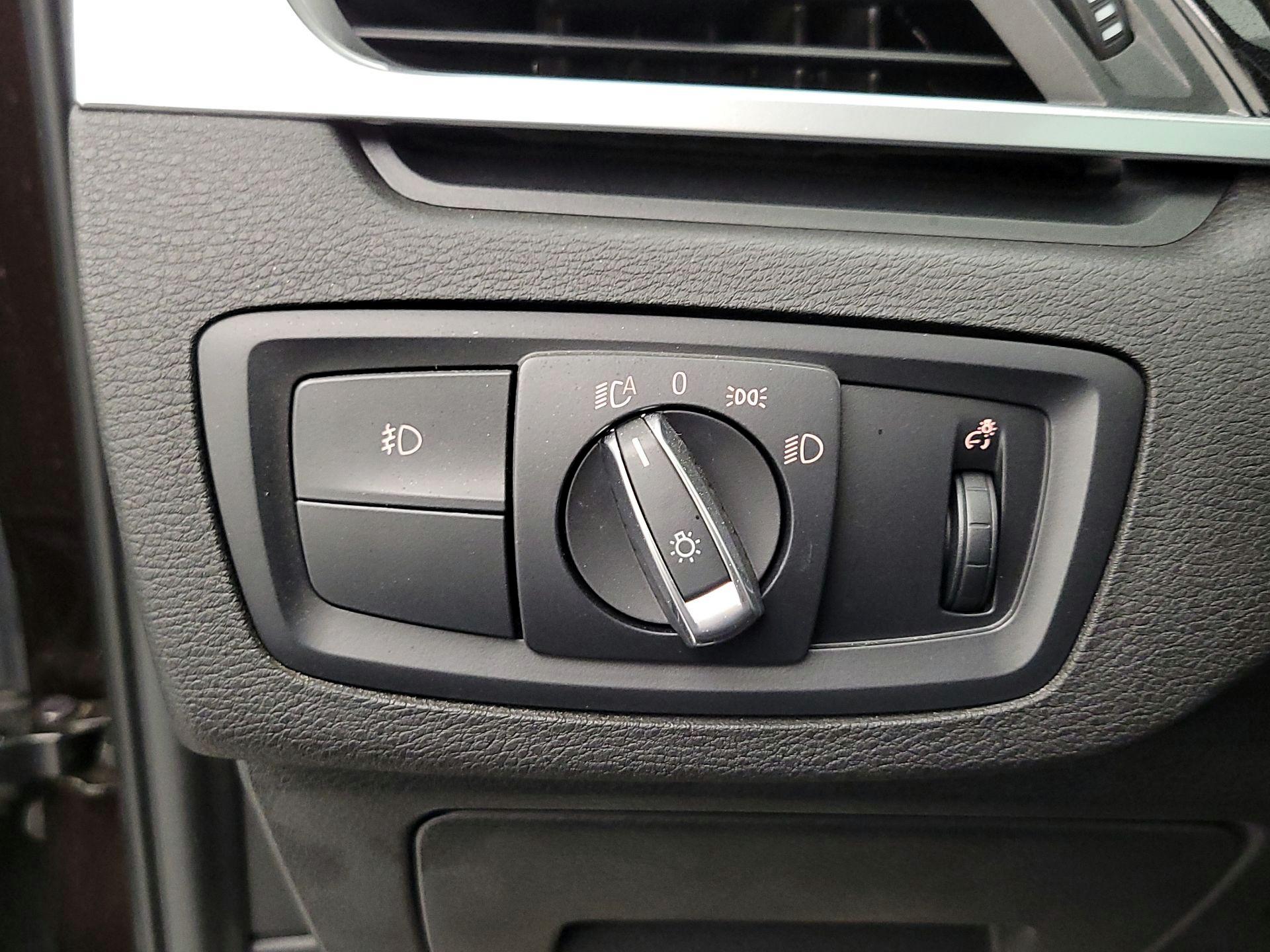 Thumbnail: 2016 BMW X1 - 13