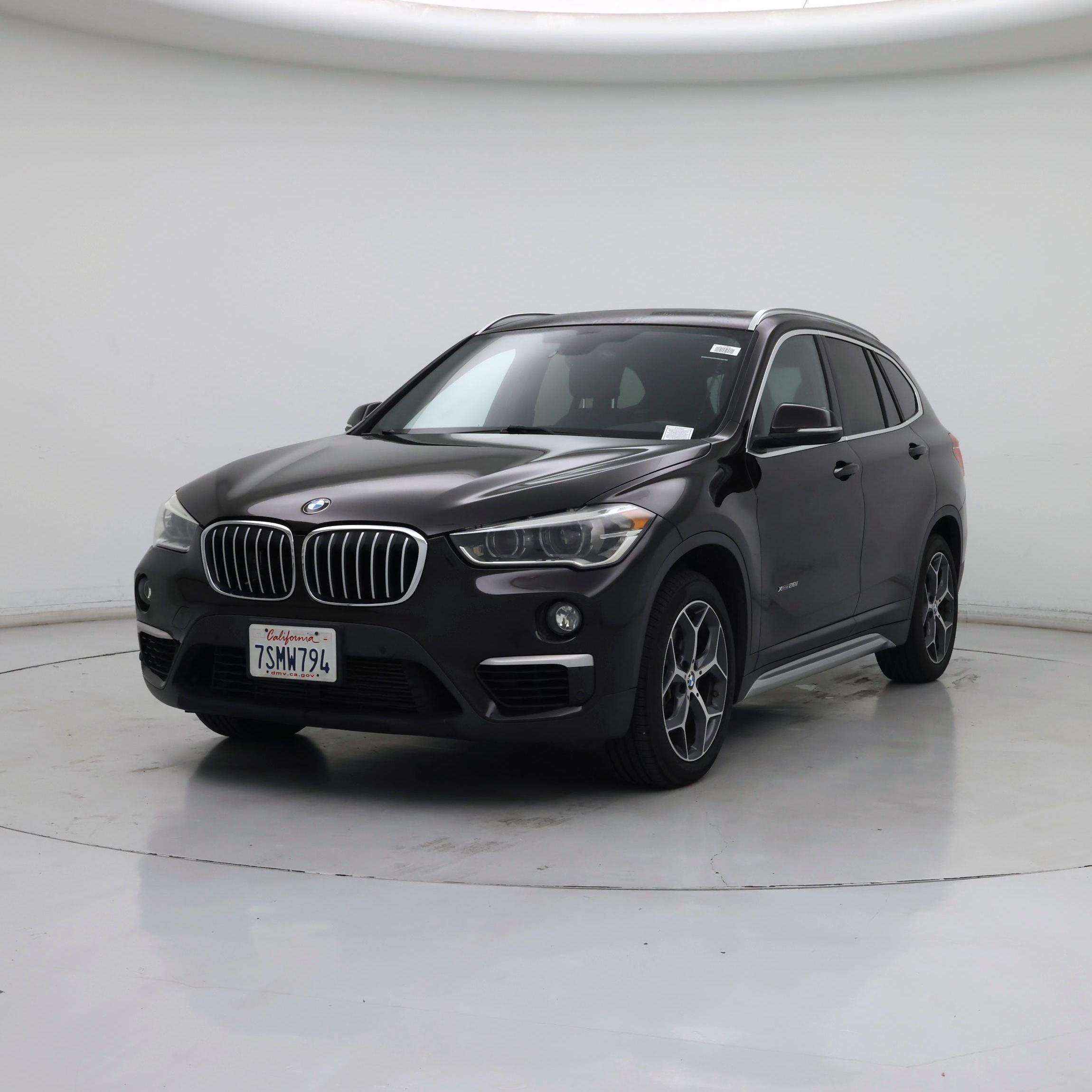 Thumbnail: 2016 BMW X1 - 4