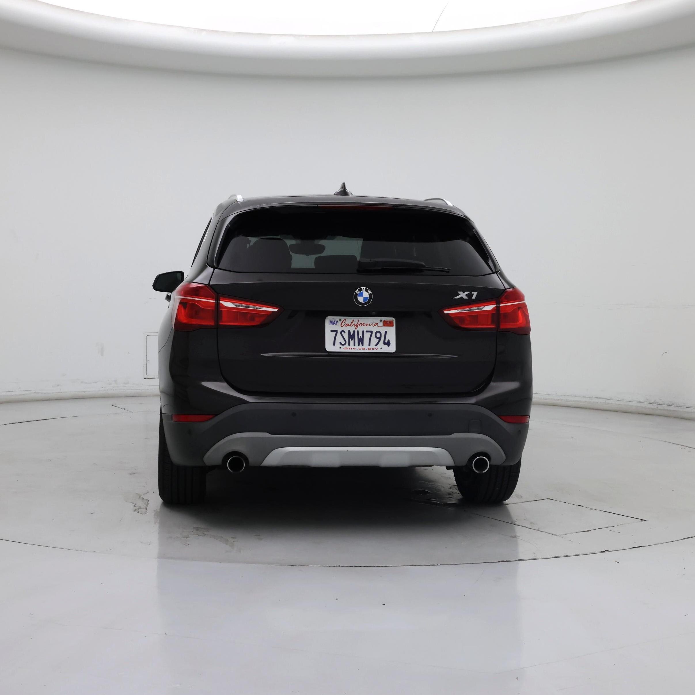 Thumbnail: 2016 BMW X1 - 6