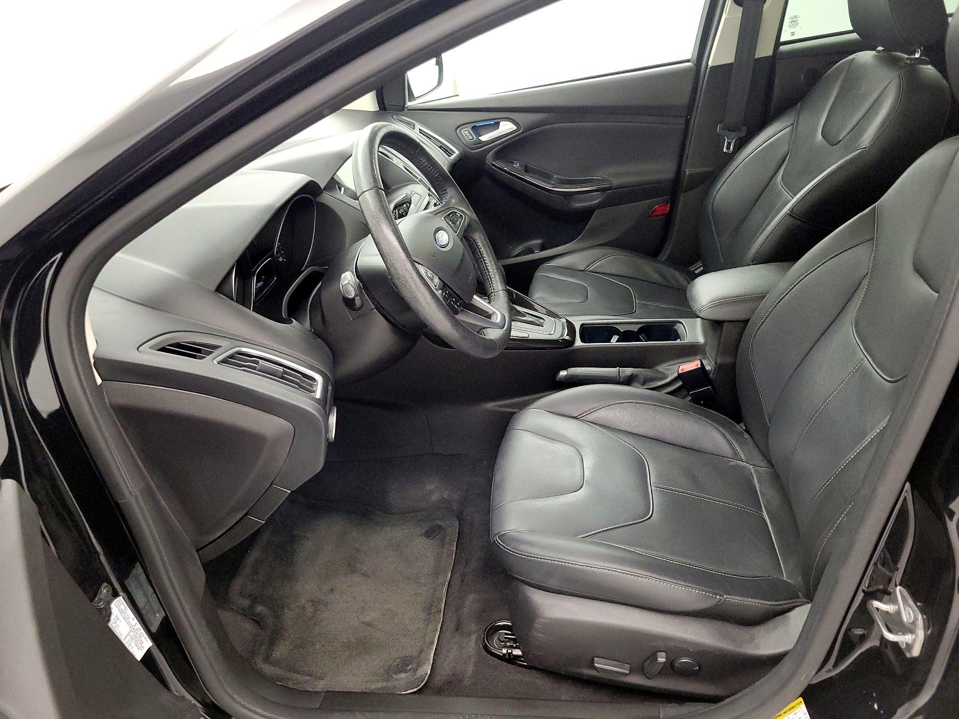 Thumbnail: 2017 Ford Focus - 11