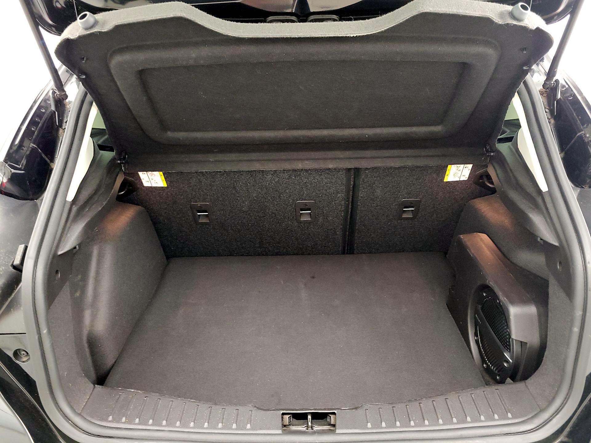 Thumbnail: 2017 Ford Focus - 20