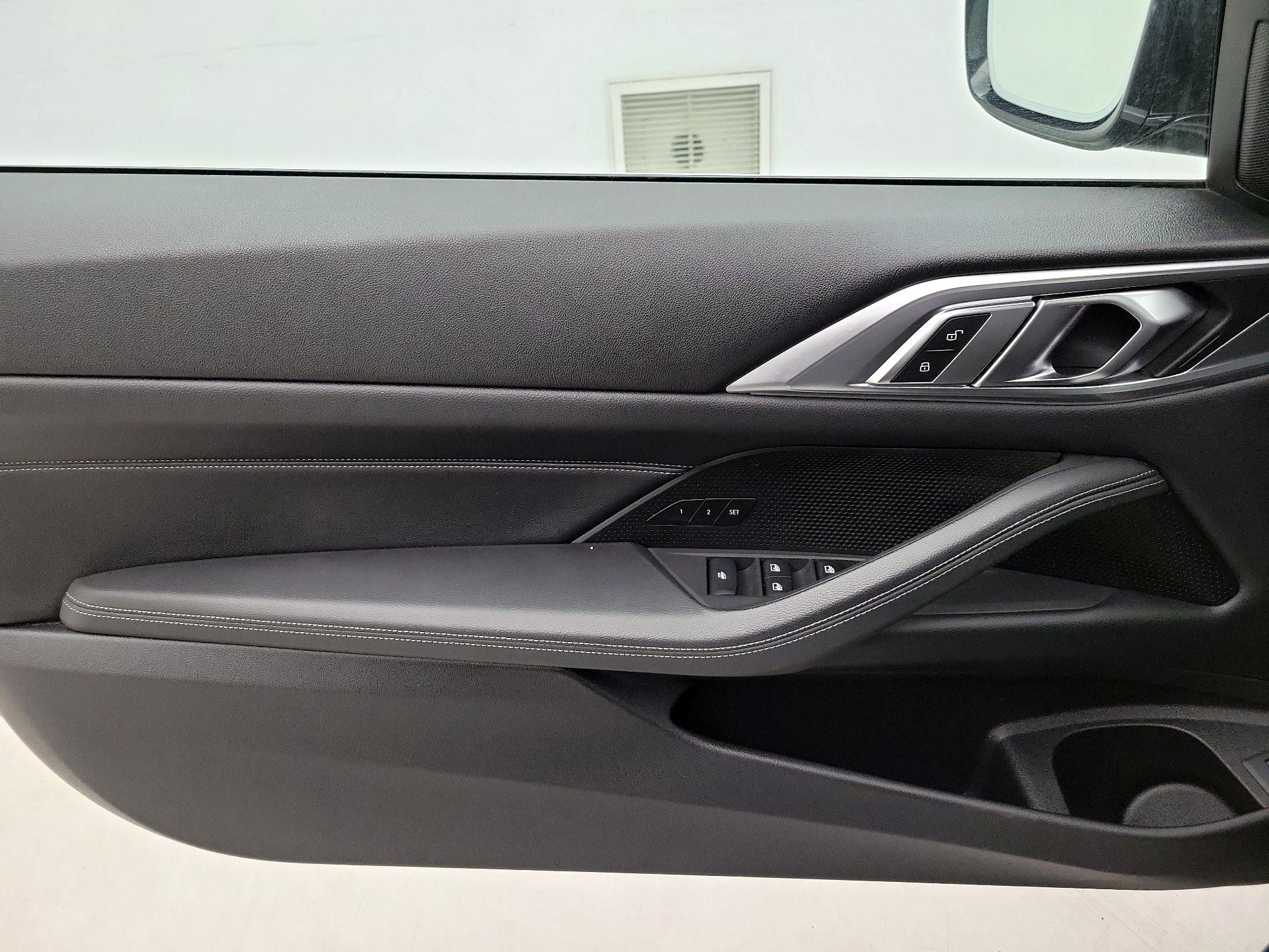 Thumbnail: 2022 BMW 4 Series - 12